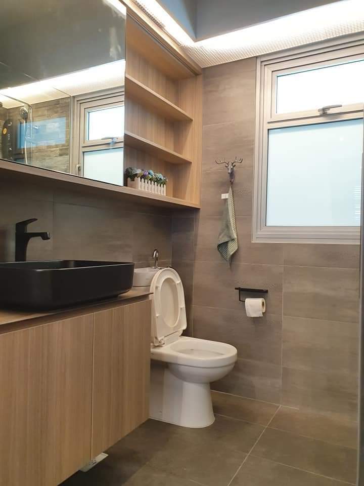 Contemporary, Industrial, Modern Design - Bathroom - HDB 4 Room - Design by Defour Home Studios Pte Ltd