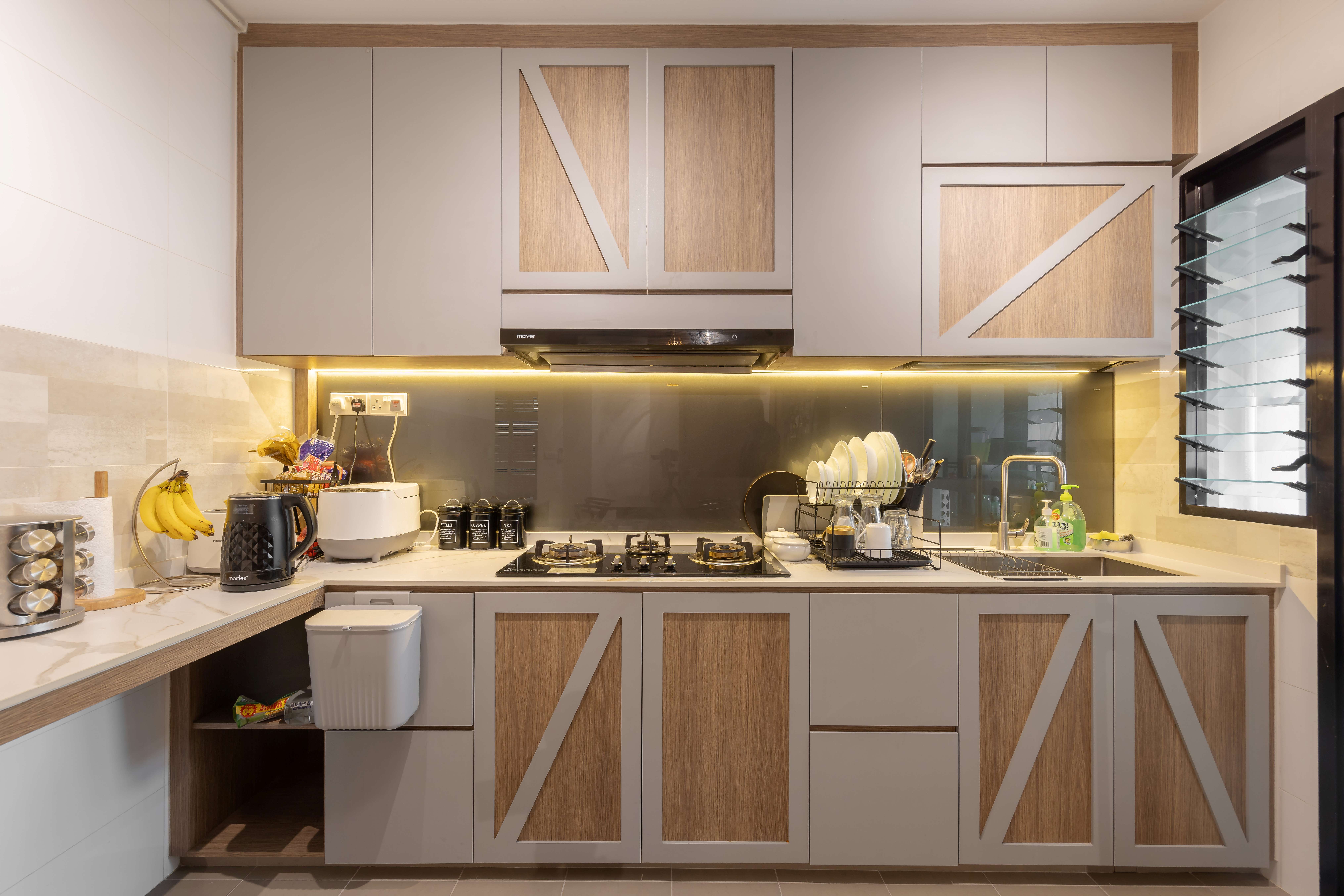 Contemporary, Modern Design - Kitchen - HDB 4 Room - Design by Defour Home Studios Pte Ltd