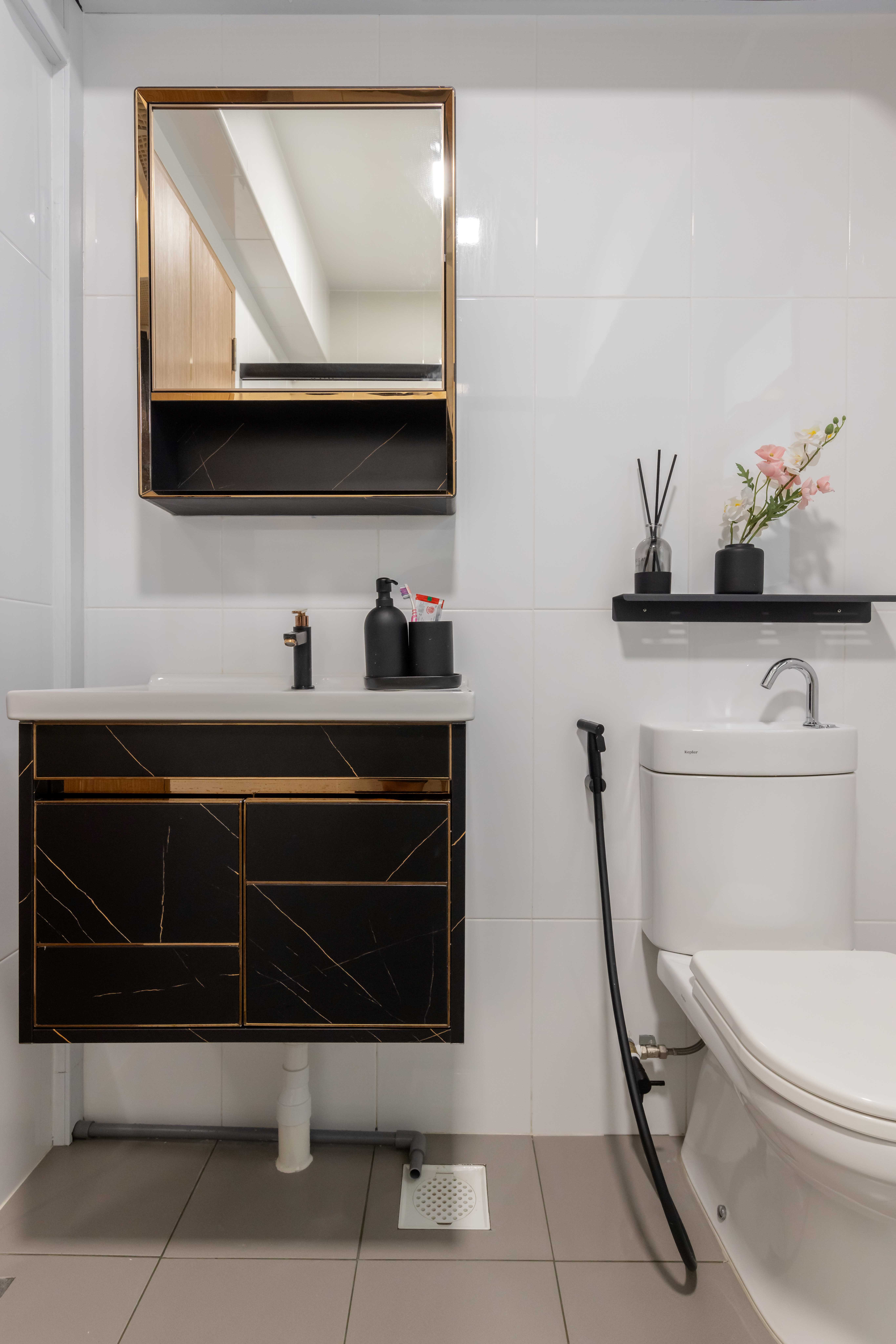 Contemporary, Modern Design - Bathroom - HDB 4 Room - Design by Defour Home Studios Pte Ltd