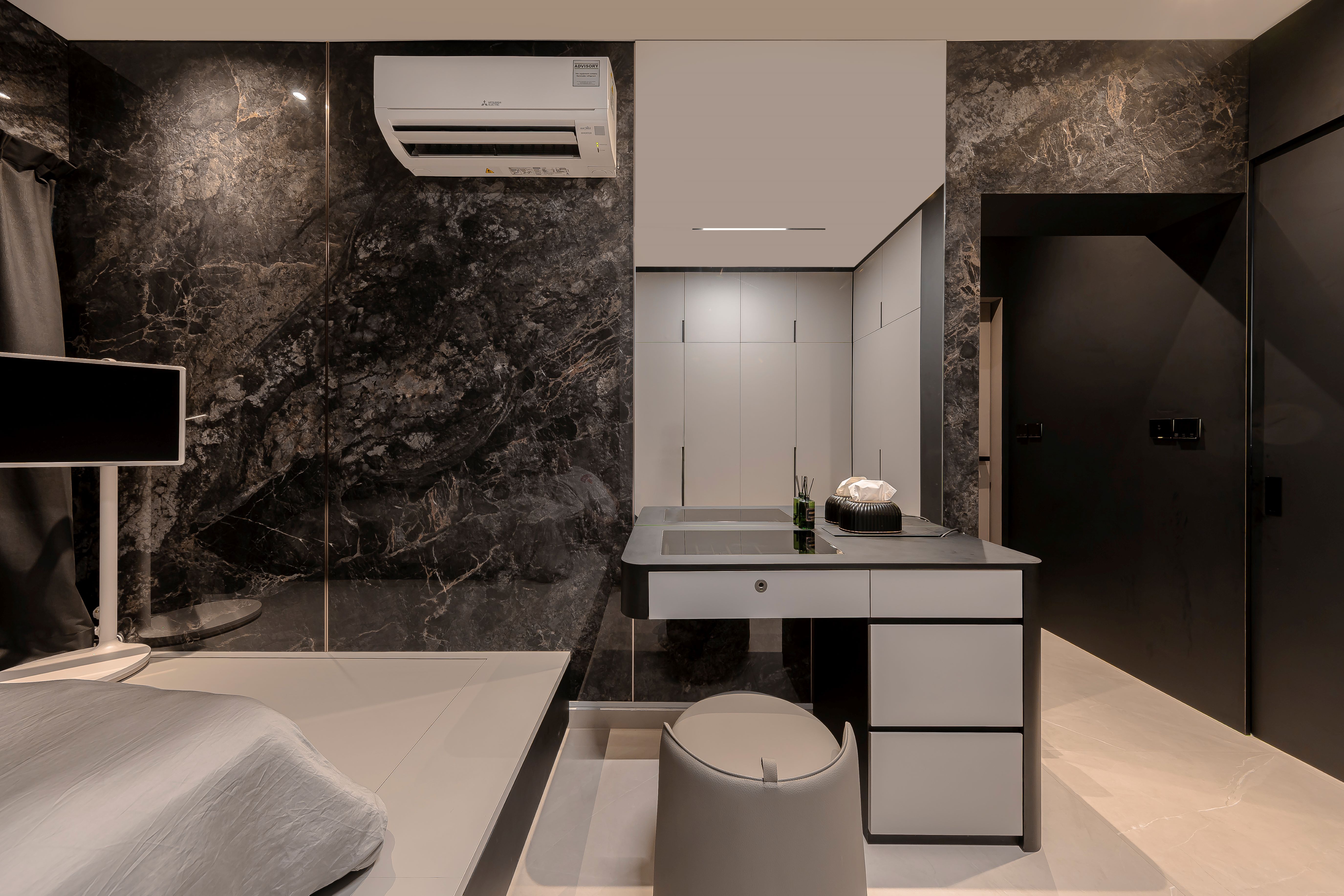 Contemporary, Modern Design - Bedroom - HDB 5 Room - Design by Defour Home Studios Pte Ltd