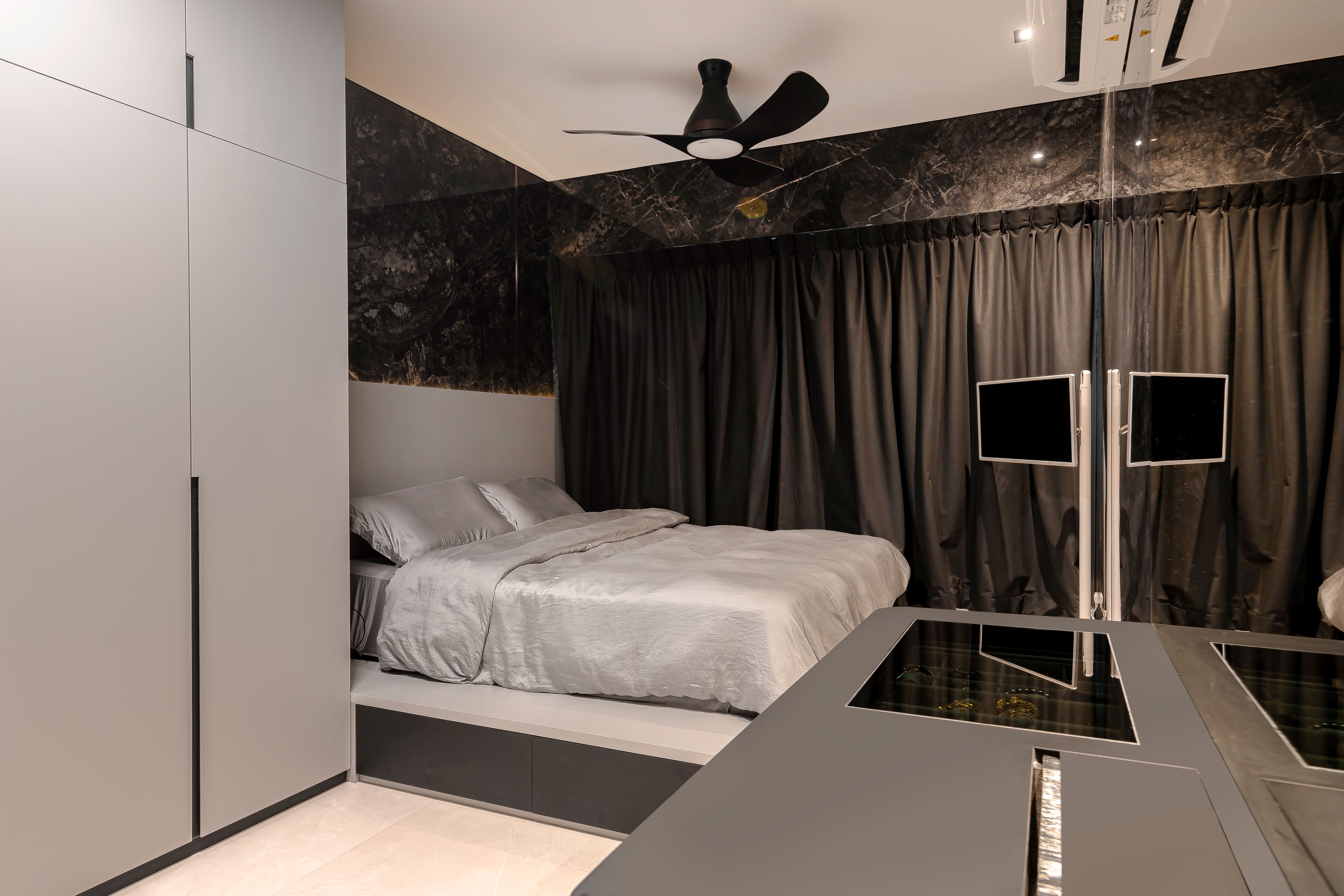 Contemporary, Modern Design - Bedroom - HDB 5 Room - Design by Defour Home Studios Pte Ltd
