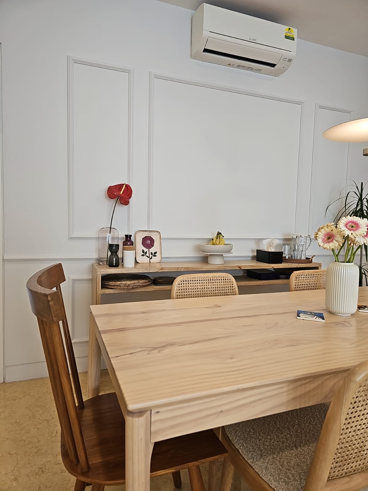 Modern, Scandinavian, Victorian Design - Dining Room - Condominium - Design by Defour Home Studios Pte Ltd