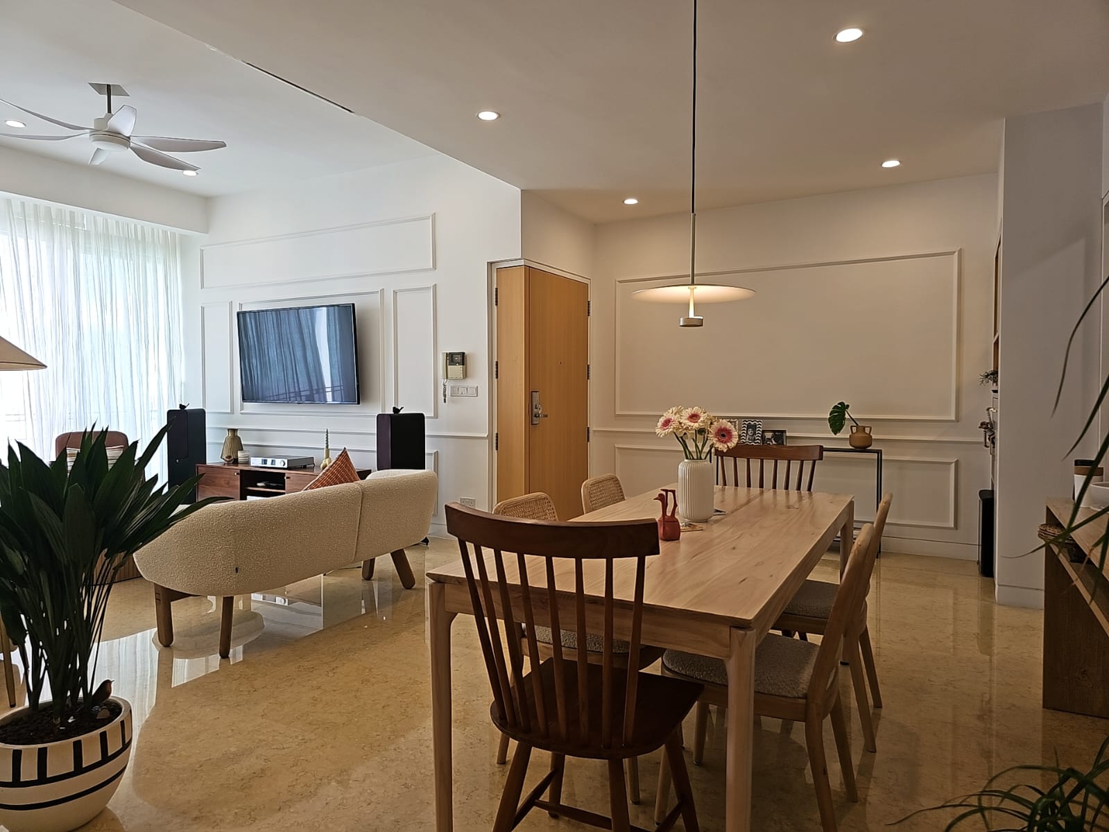 Modern, Scandinavian, Victorian Design - Dining Room - Condominium - Design by Defour Home Studios Pte Ltd