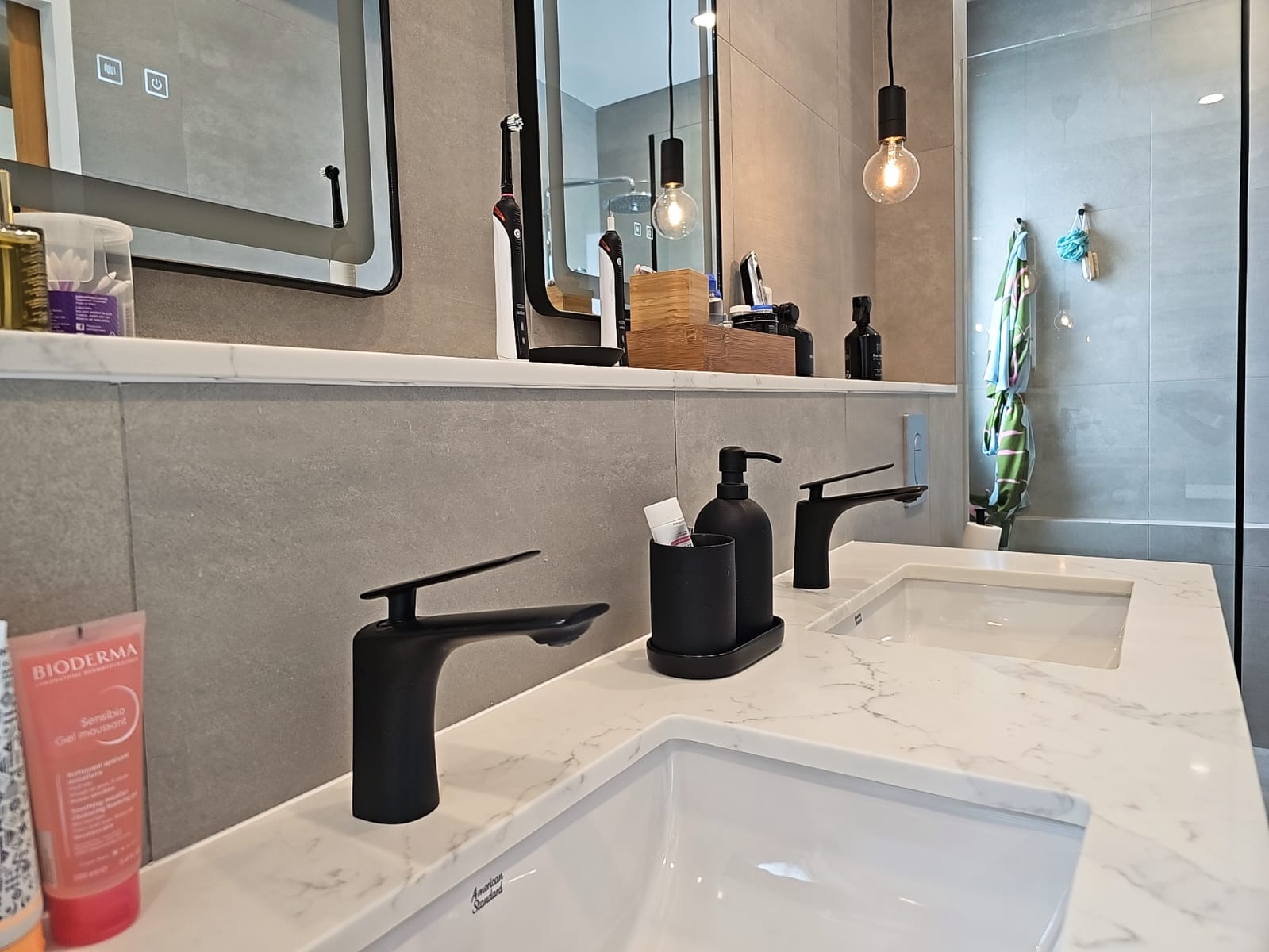 Modern, Scandinavian, Victorian Design - Bathroom - Condominium - Design by Defour Home Studios Pte Ltd