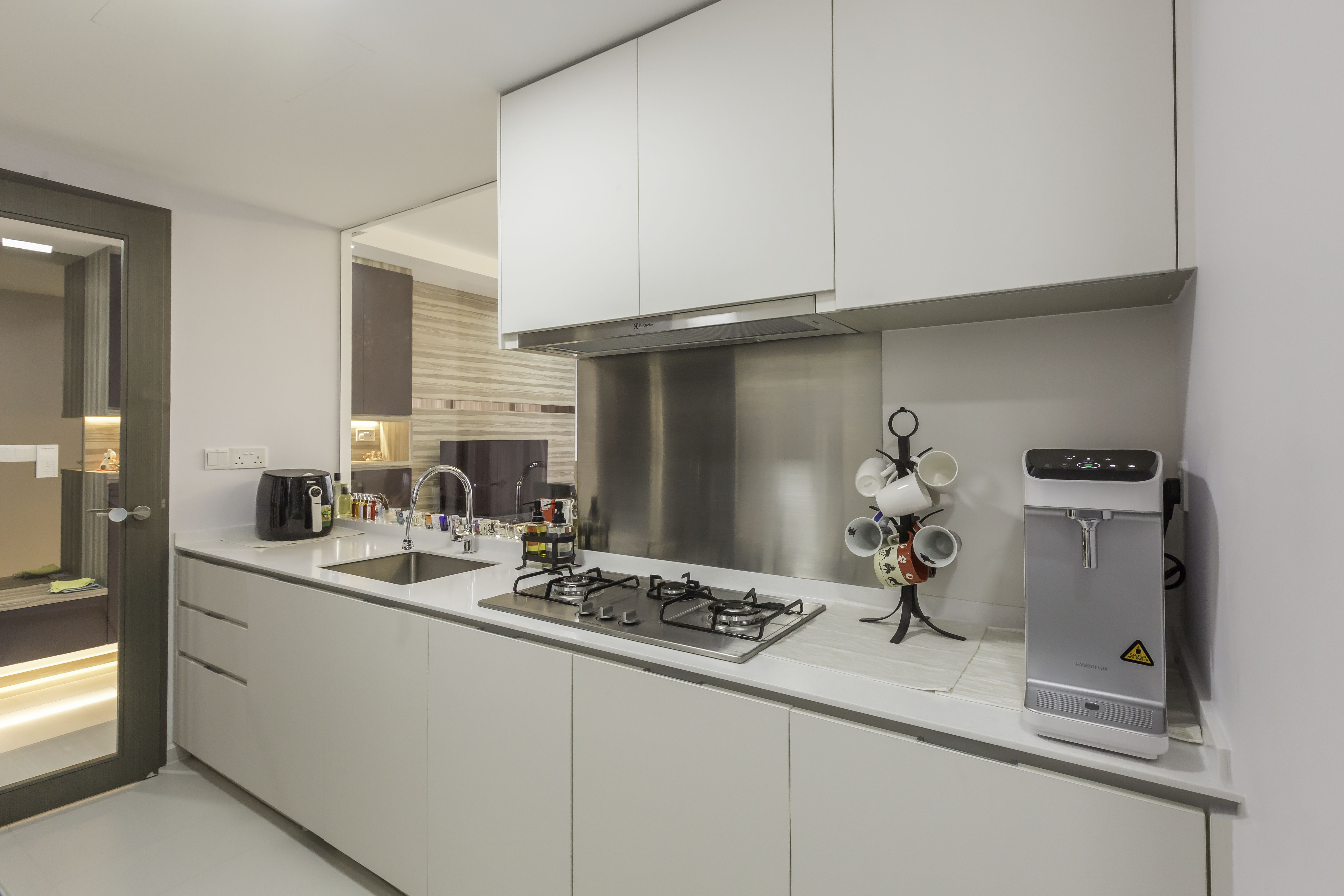 Contemporary, Modern Design - Kitchen - Condominium - Design by Design 4 Space Pte Ltd