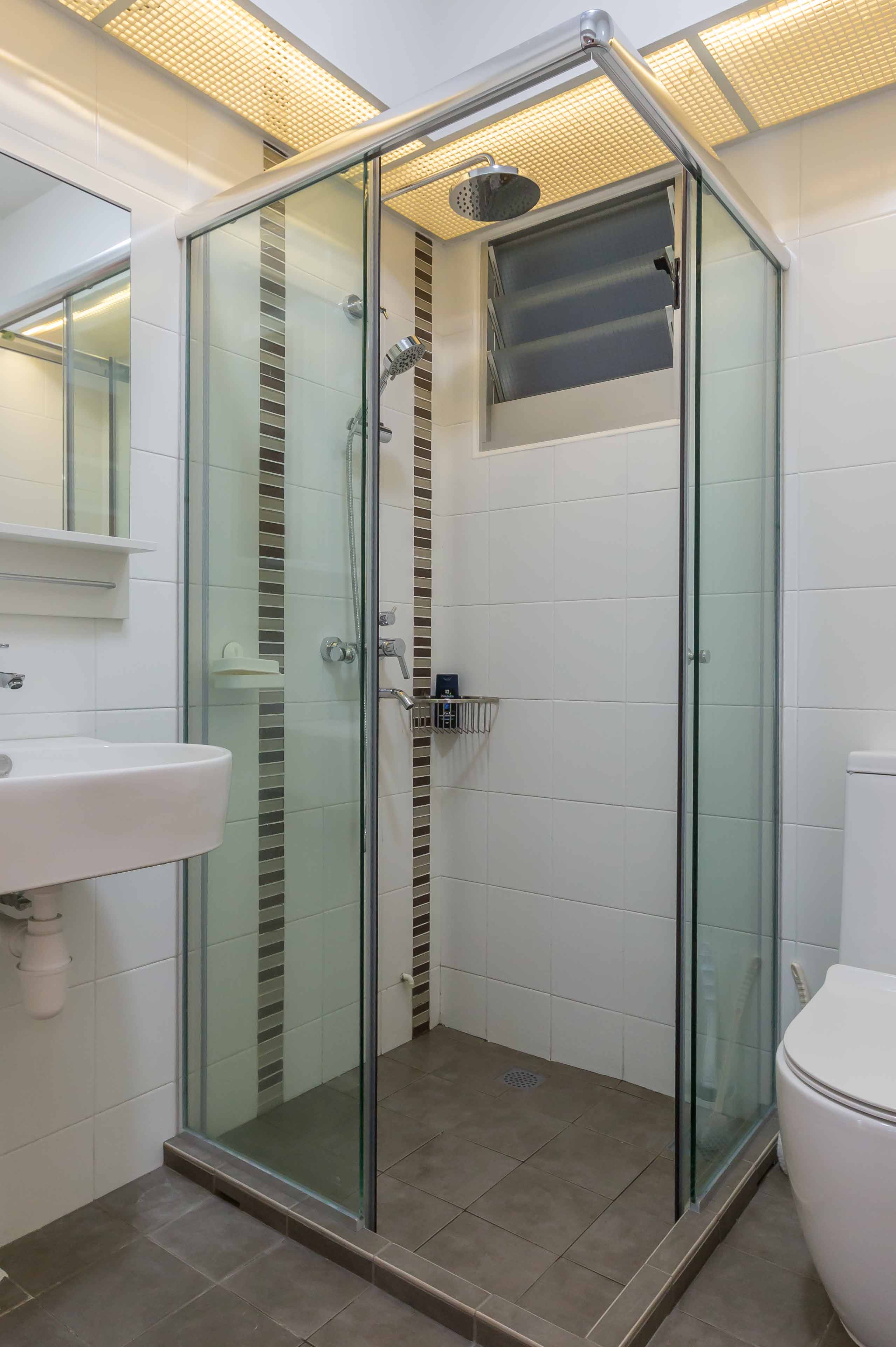 Contemporary, Modern Design - Bathroom - HDB 4 Room - Design by Design 4 Space Pte Ltd