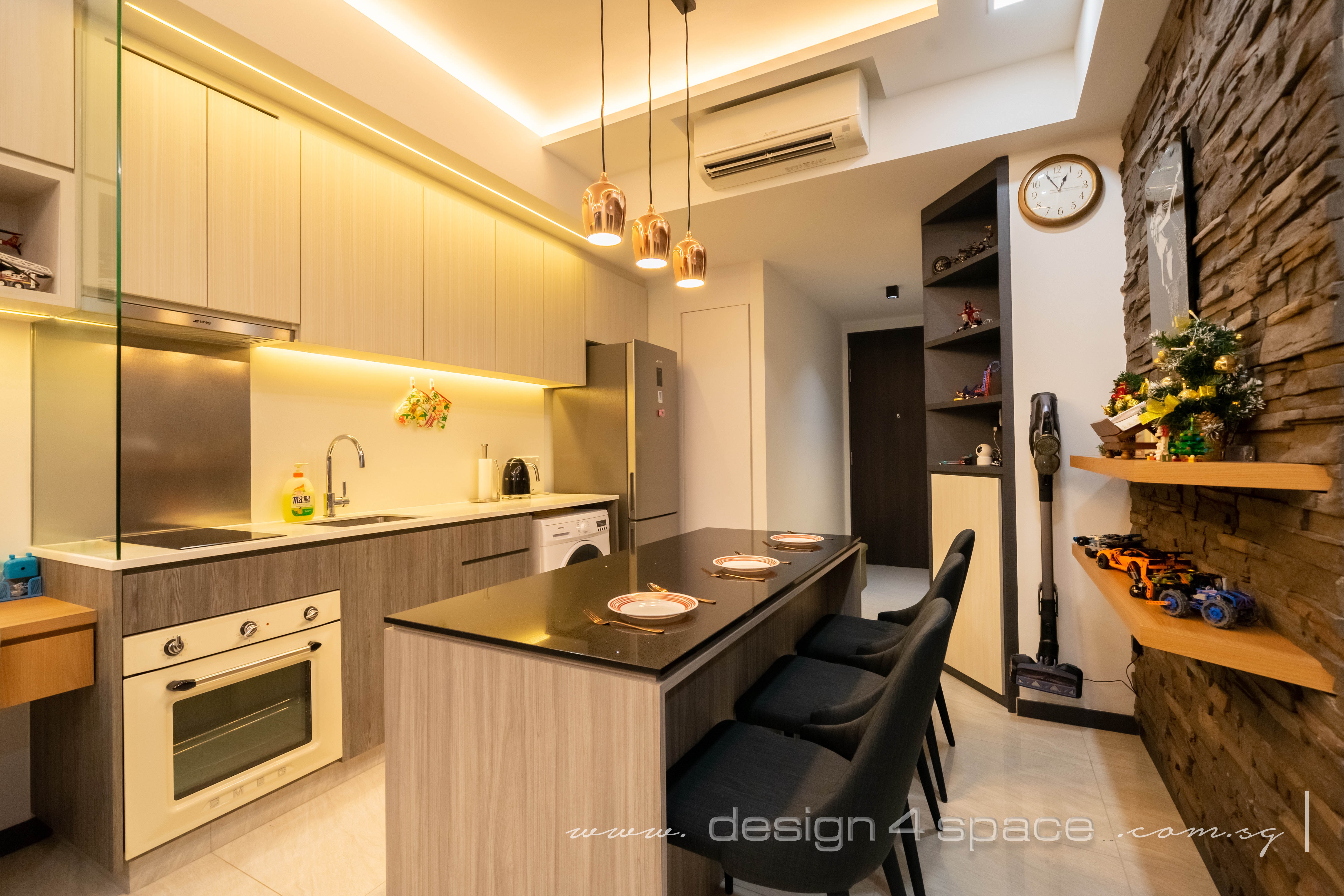 Contemporary, Modern Design - Kitchen - Condominium - Design by Design 4 Space Pte Ltd