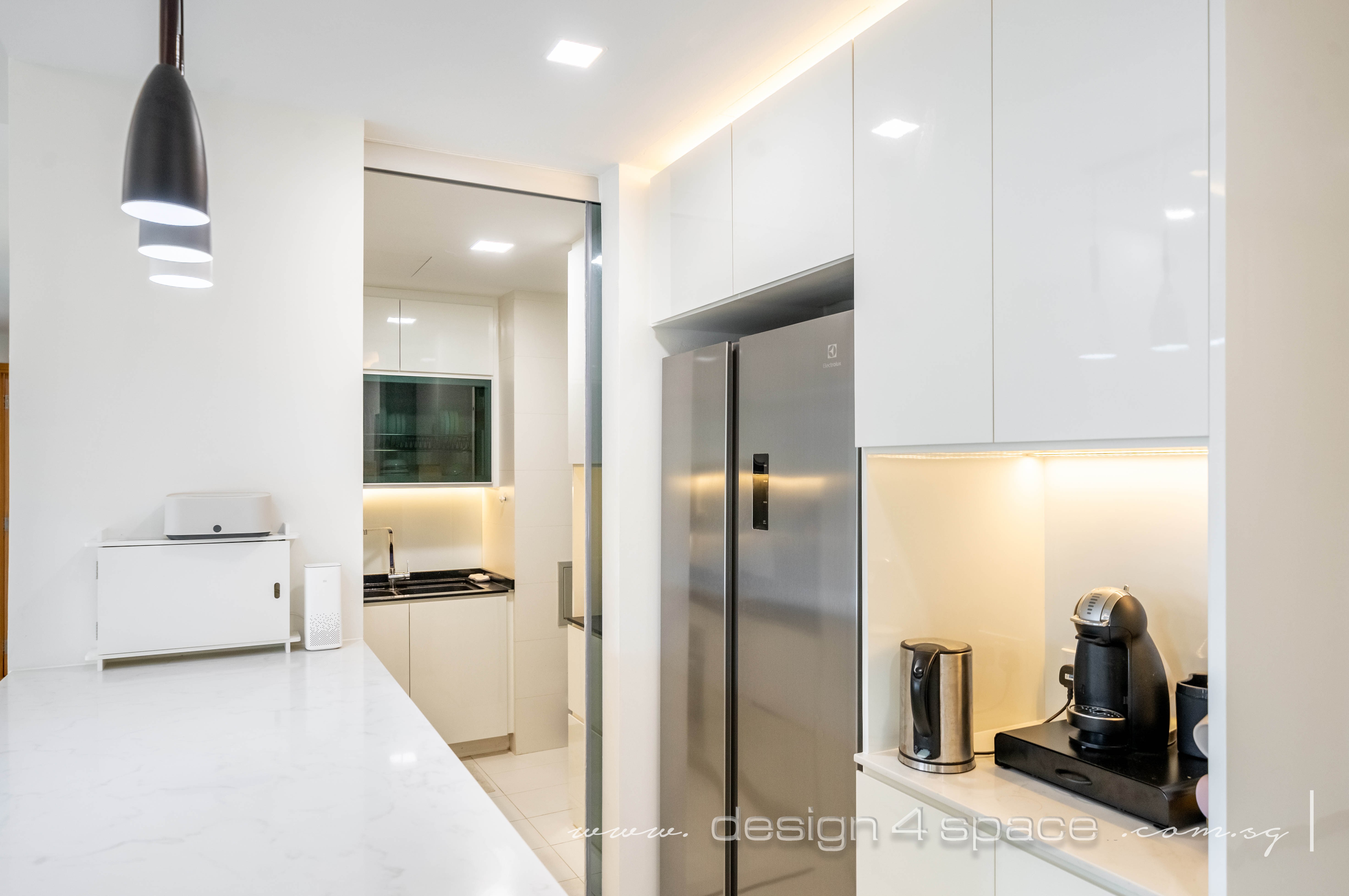 Contemporary, Modern Design - Kitchen - Condominium - Design by Design 4 Space Pte Ltd