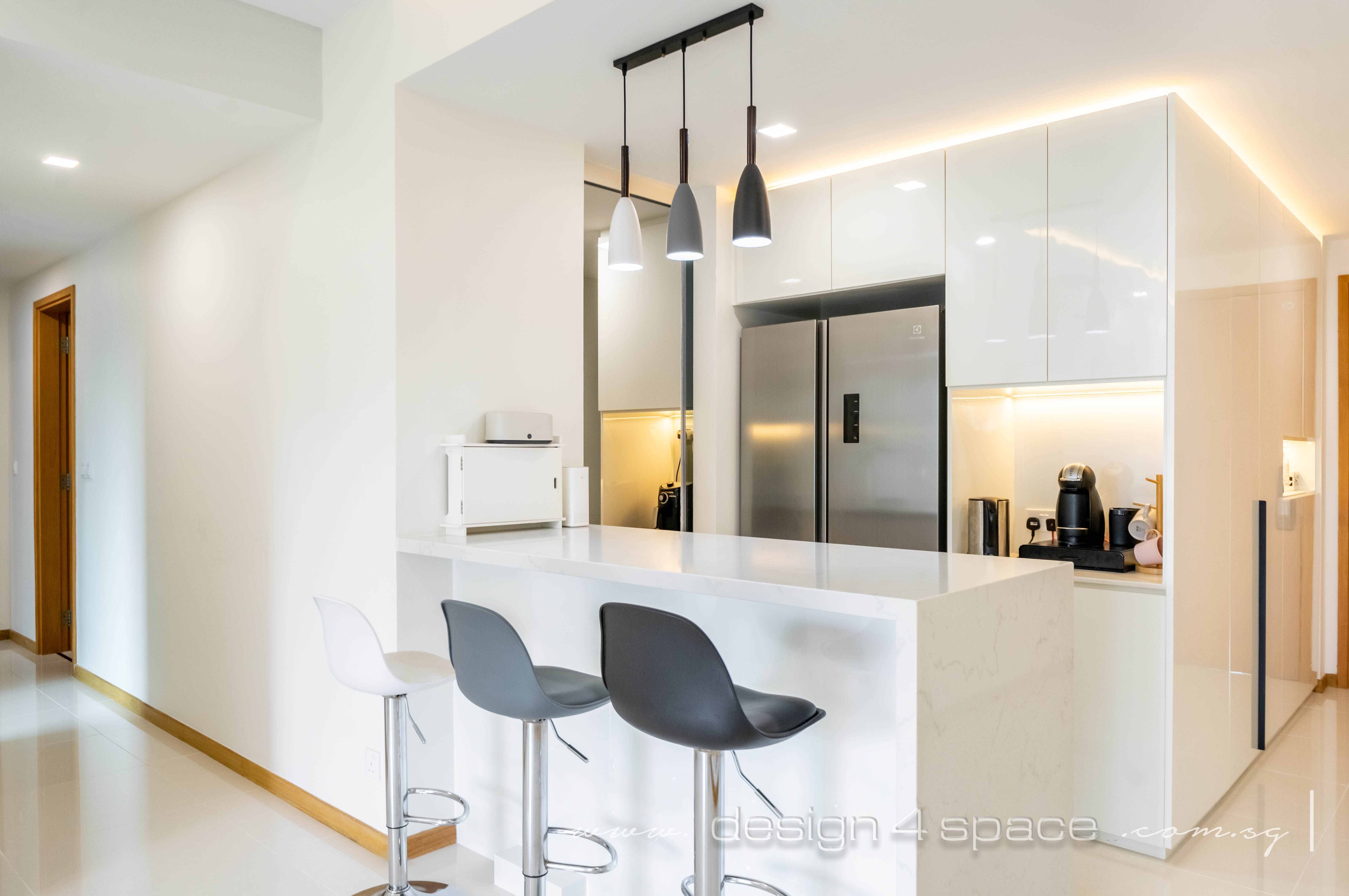 Contemporary, Modern Design - Kitchen - Condominium - Design by Design 4 Space Pte Ltd