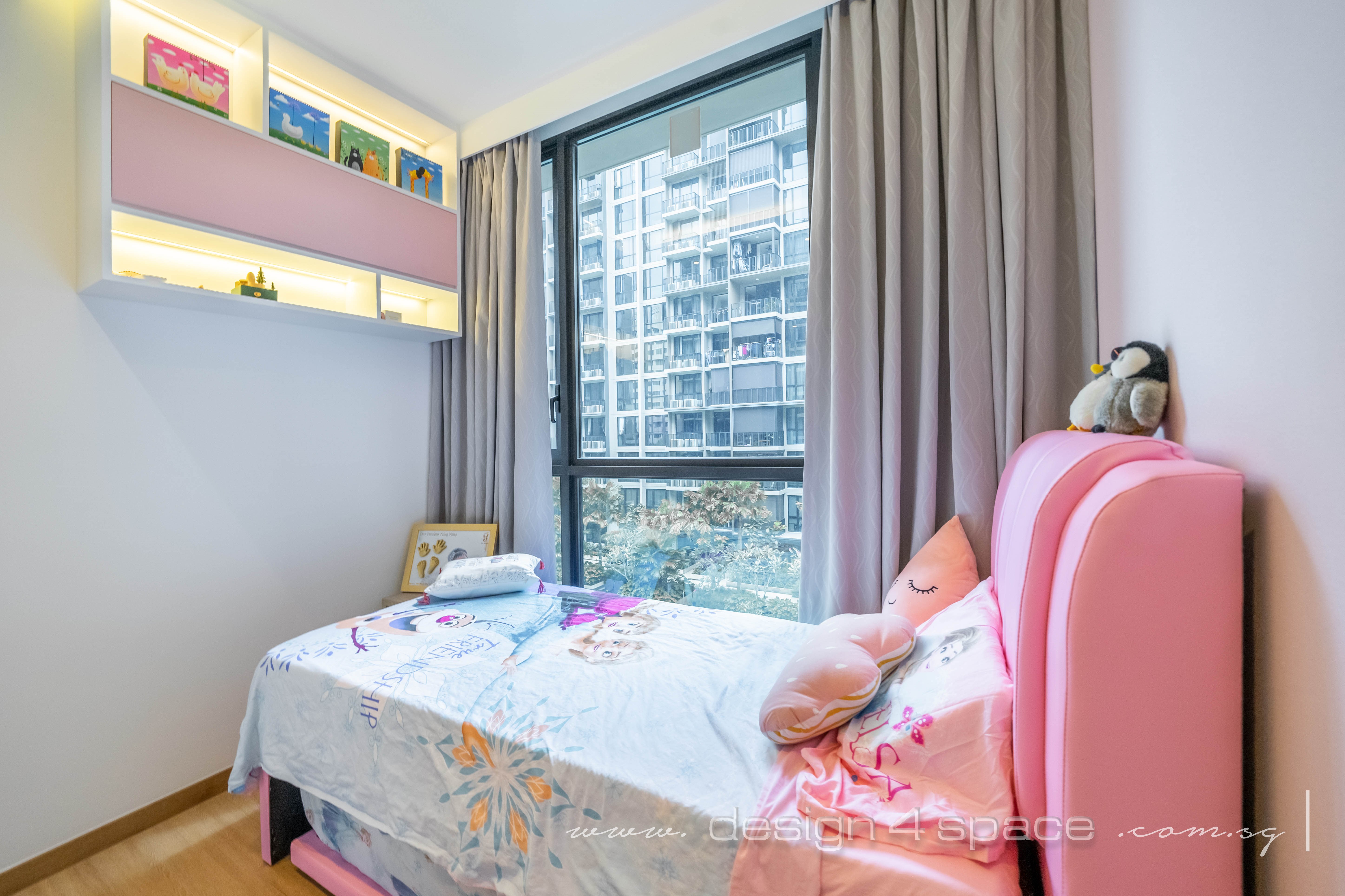 Modern Design - Bedroom - Condominium - Design by Design 4 Space Pte Ltd