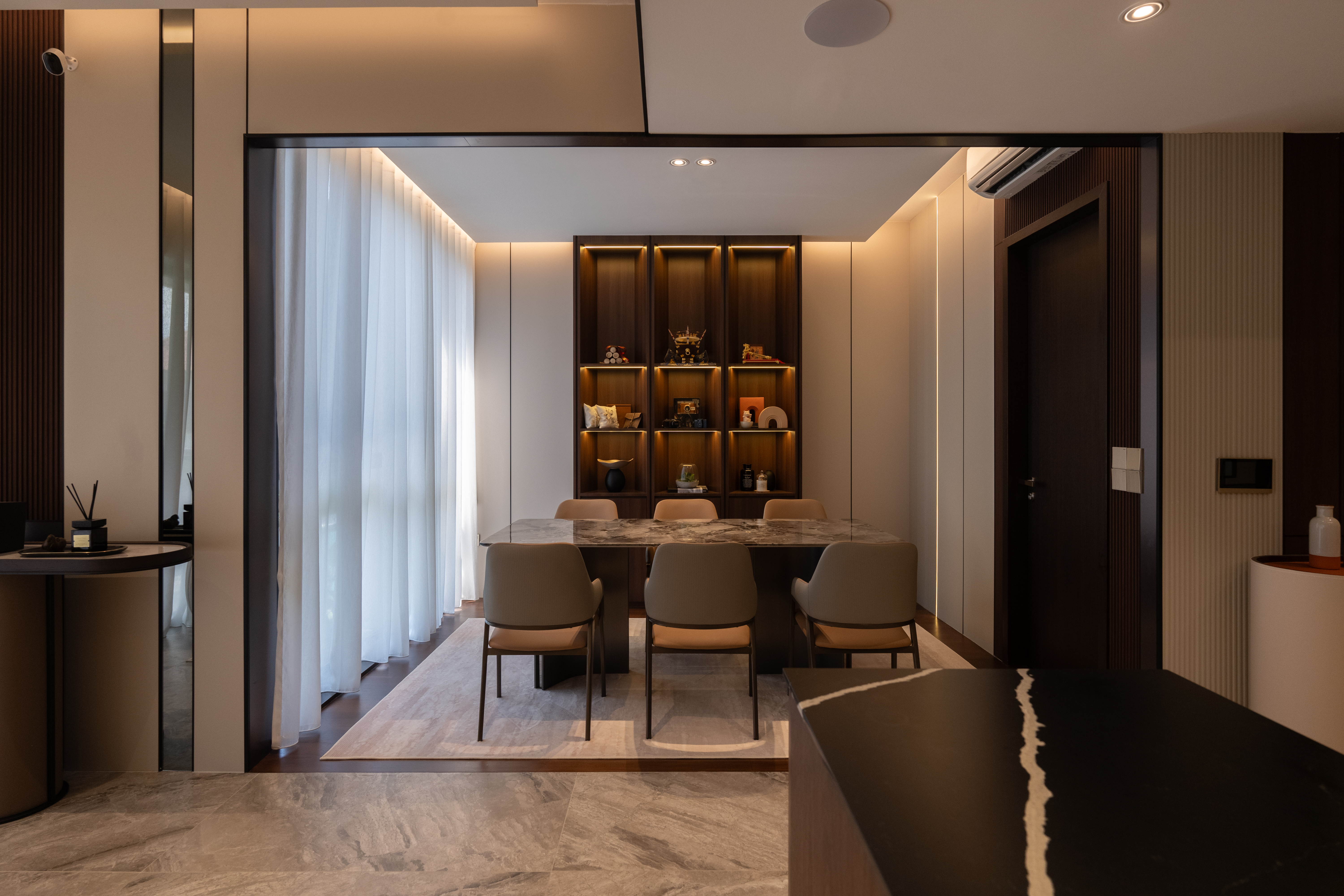 Contemporary, Modern Design - Dining Room - Condominium - Design by Design 4 Space Pte Ltd
