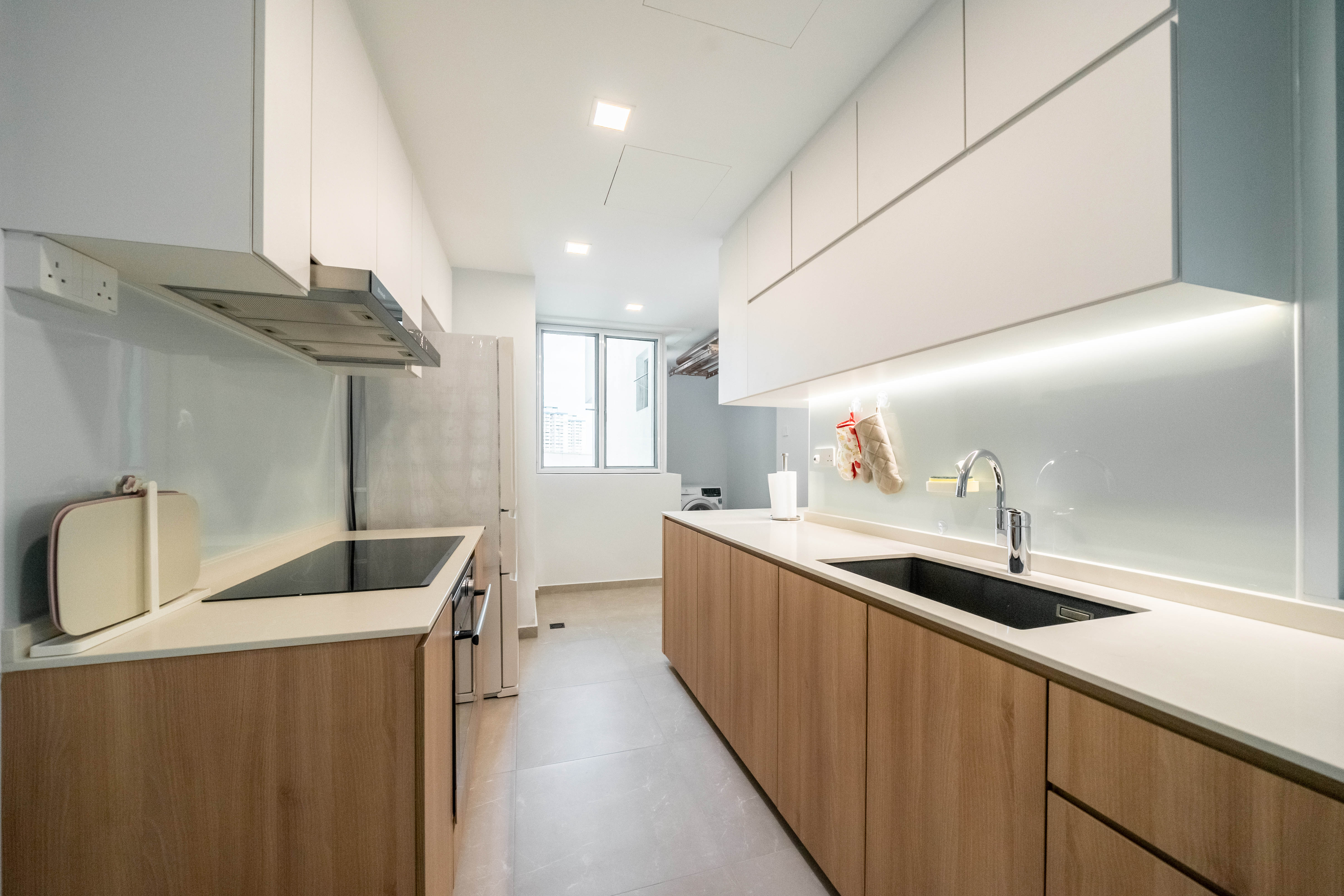 Minimalist, Modern Design - Kitchen - Condominium - Design by Design 4 Space Pte Ltd