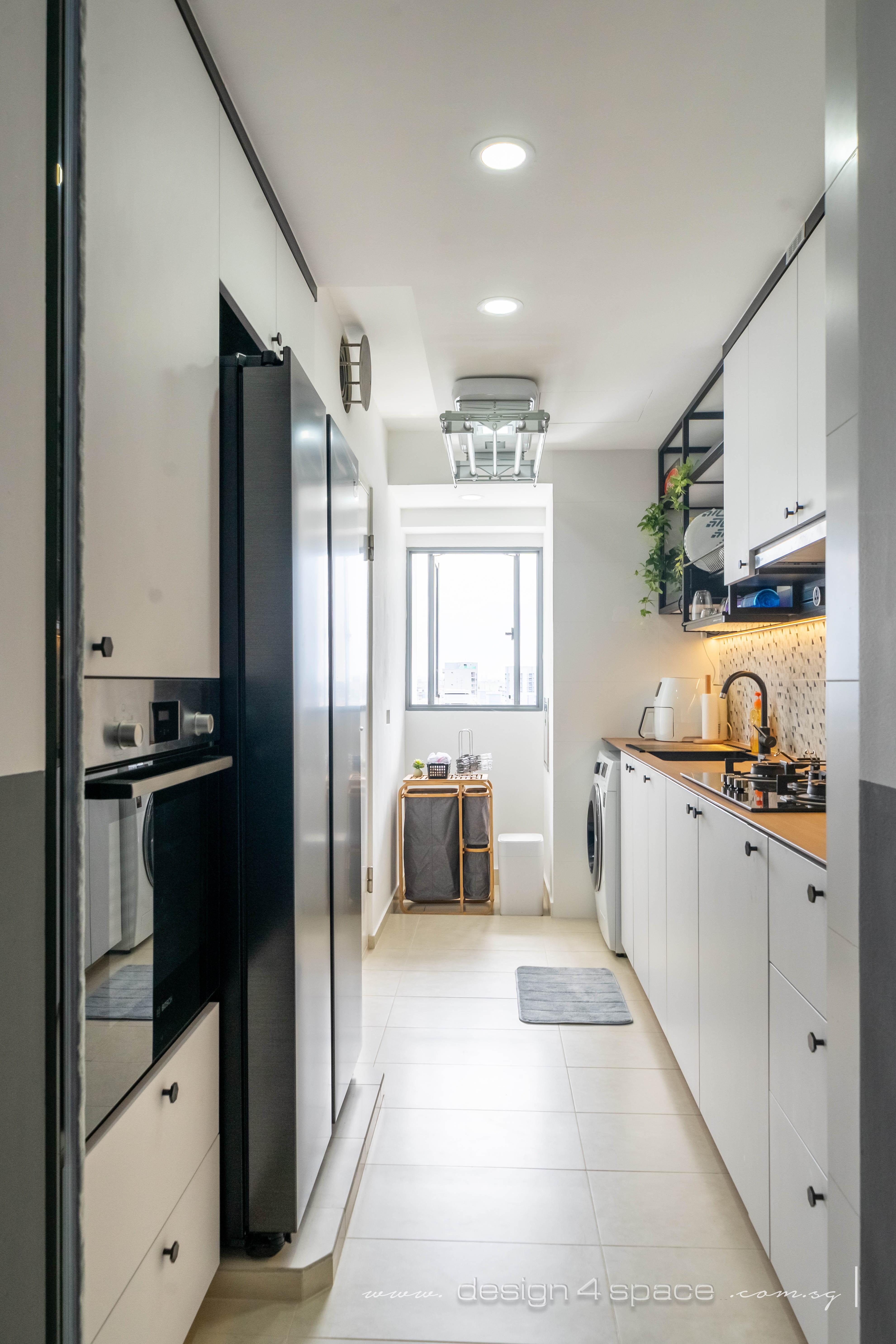 Modern Design - Kitchen - Condominium - Design by Design 4 Space Pte Ltd