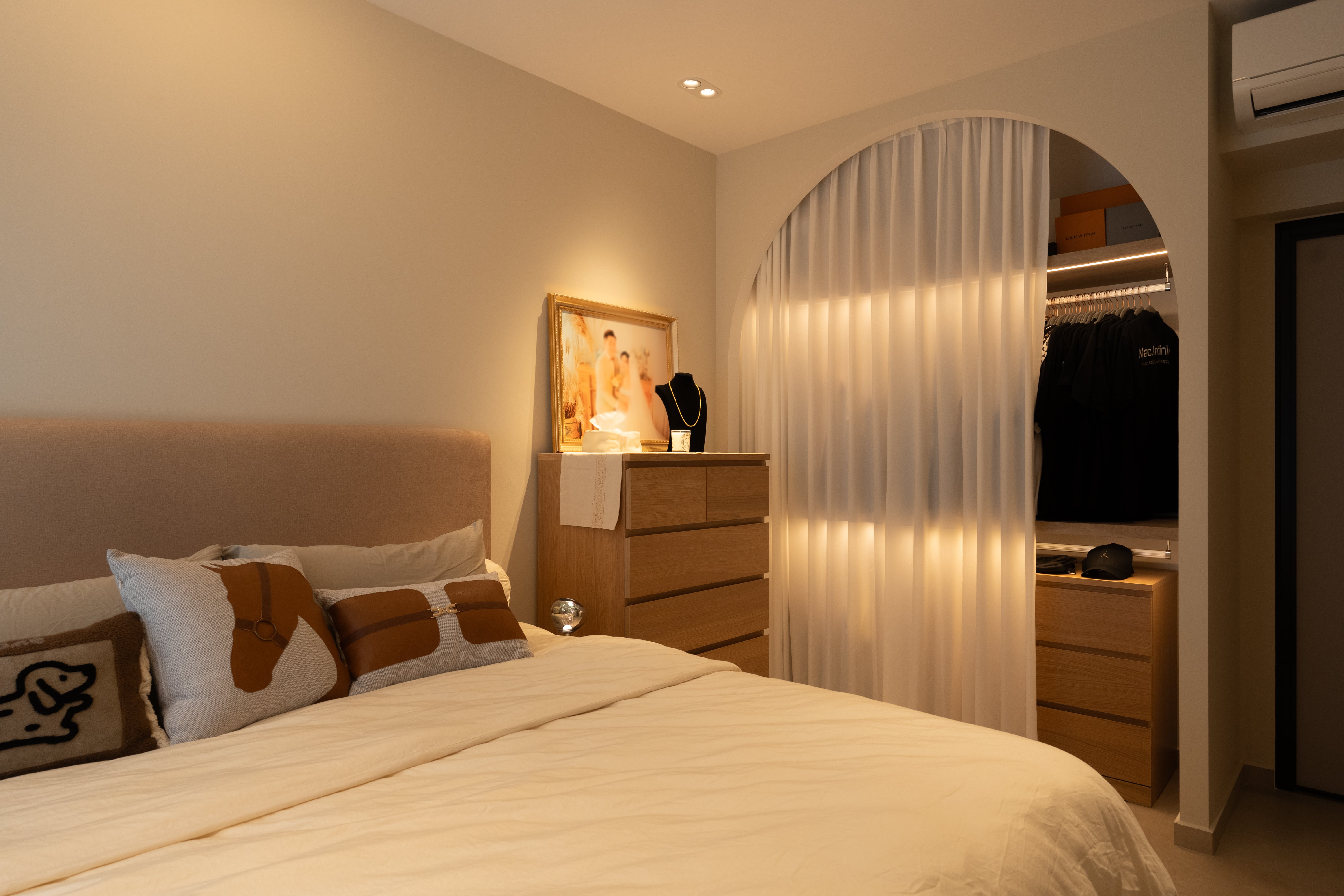 Minimalist Design - Bedroom - HDB 4 Room - Design by Design 4 Space Pte Ltd