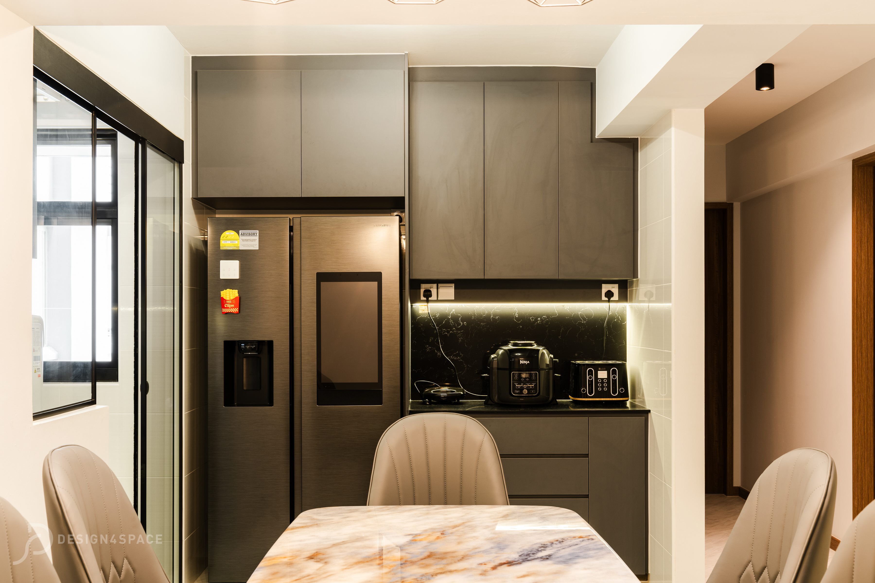 Contemporary, Modern Design - Kitchen - HDB 4 Room - Design by Design 4 Space Pte Ltd