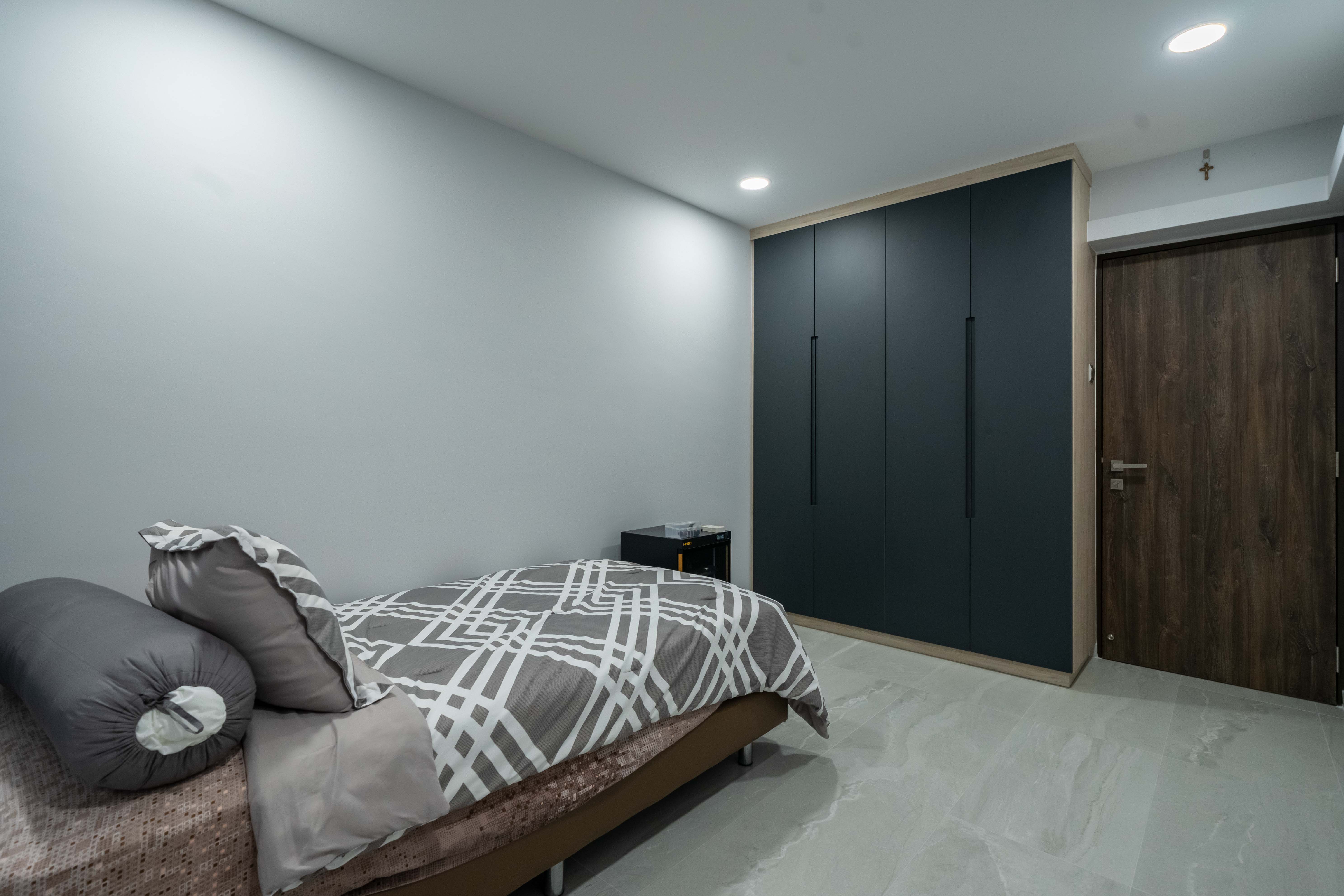 Contemporary Design - Bedroom - HDB 4 Room - Design by Design 4 Space Pte Ltd