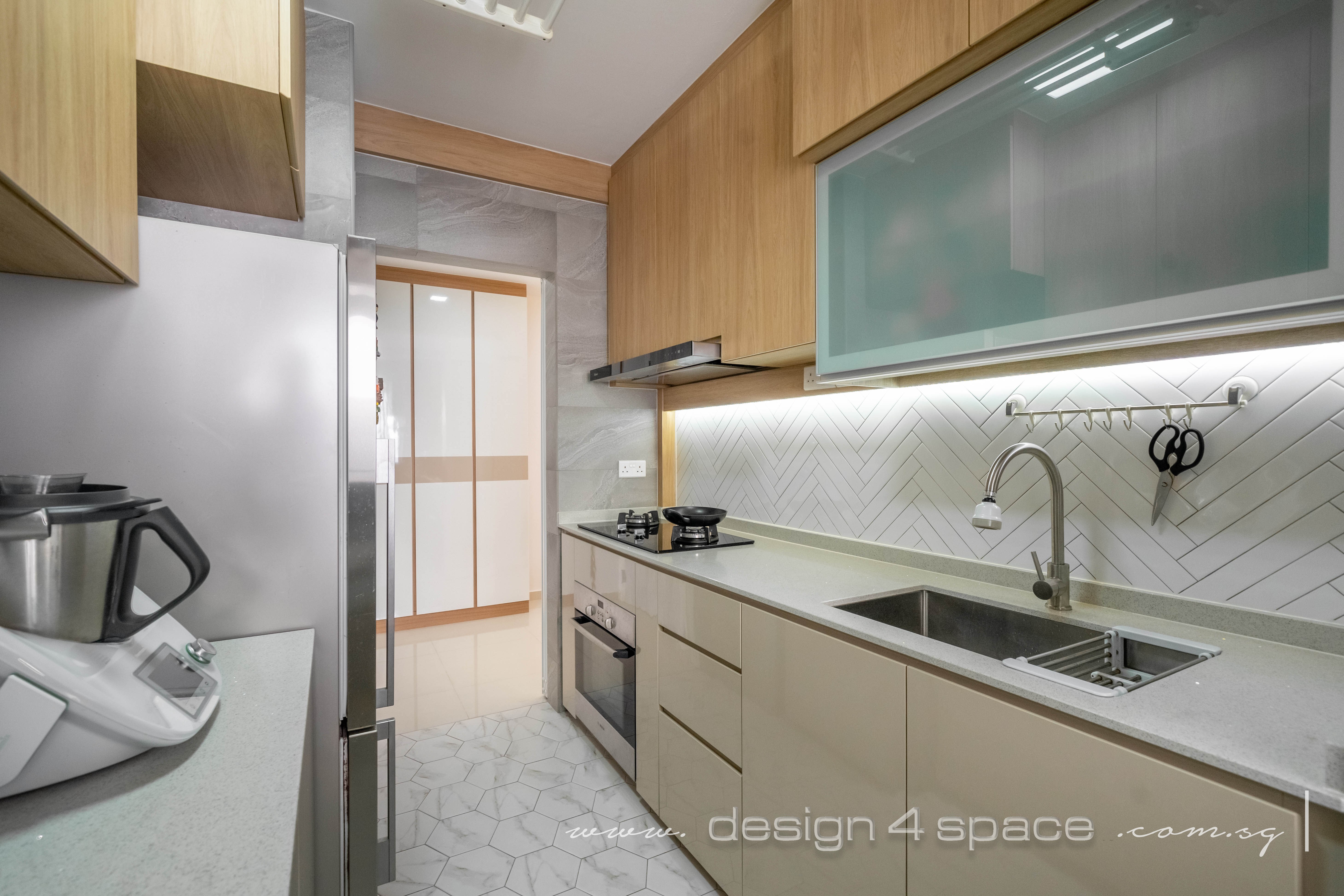 Contemporary Design - Kitchen - HDB 4 Room - Design by Design 4 Space Pte Ltd