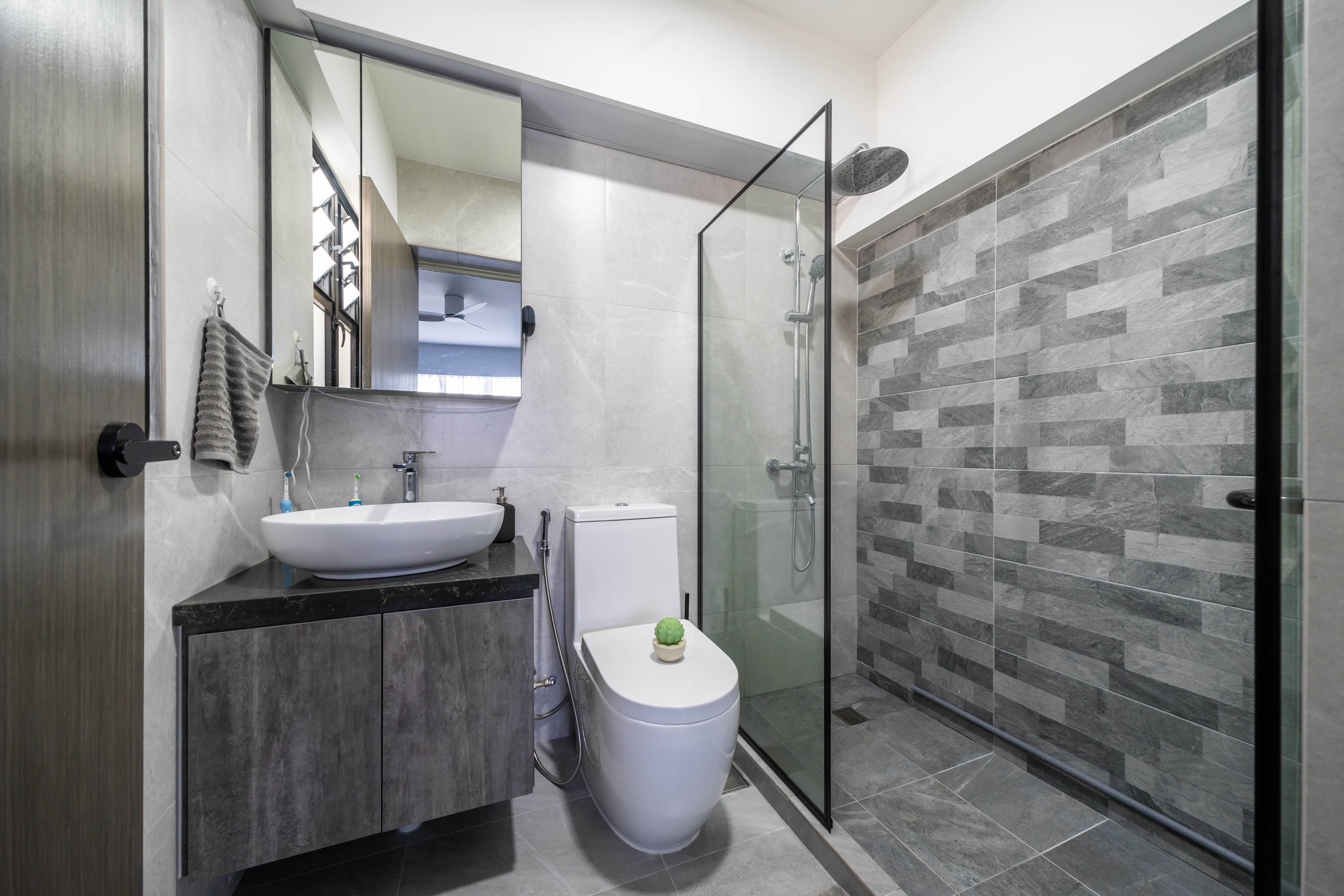 Minimalist Design - Bathroom - HDB 4 Room - Design by Design 4 Space Pte Ltd