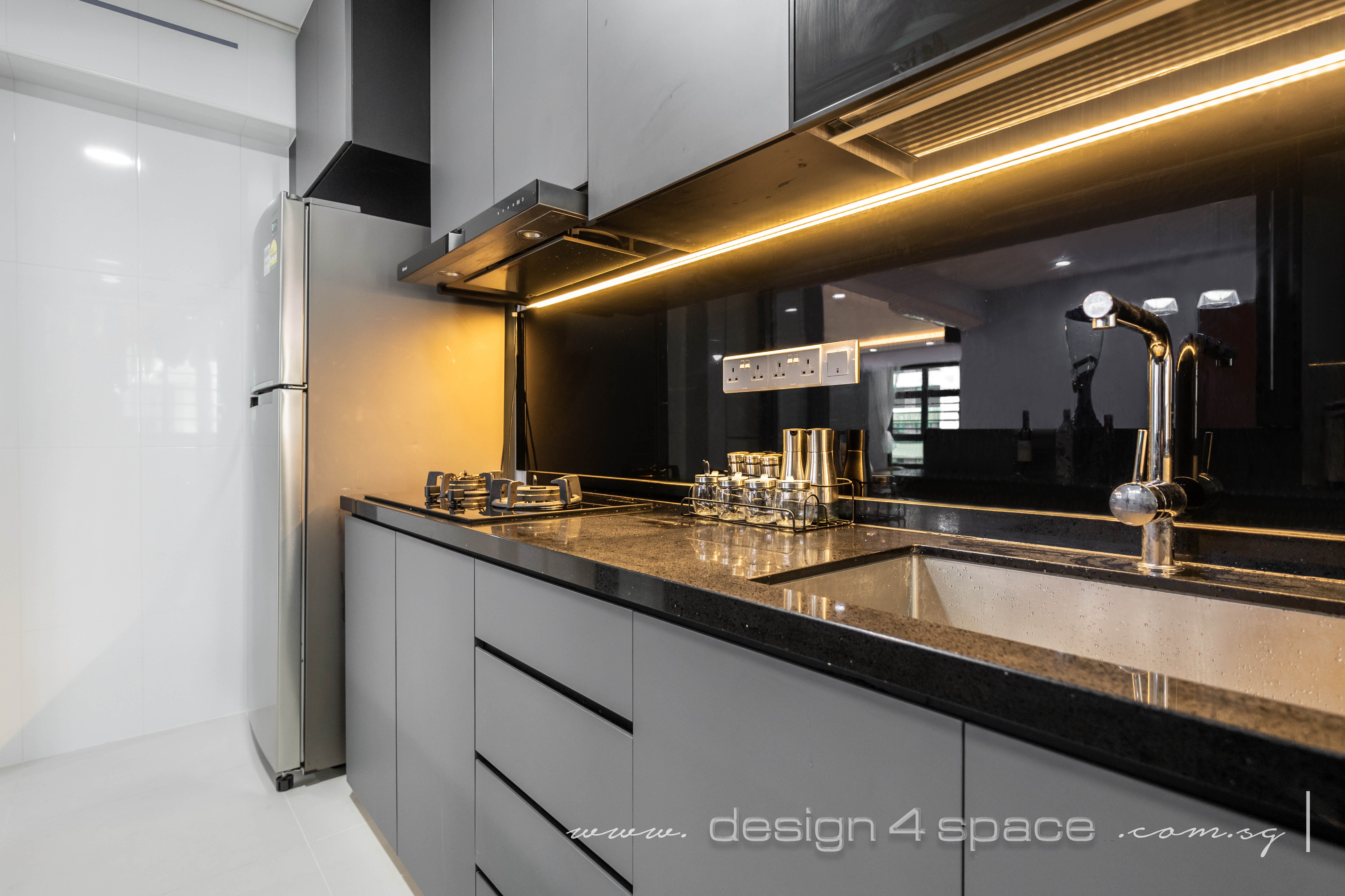 Modern Design - Kitchen - HDB 4 Room - Design by Design 4 Space Pte Ltd