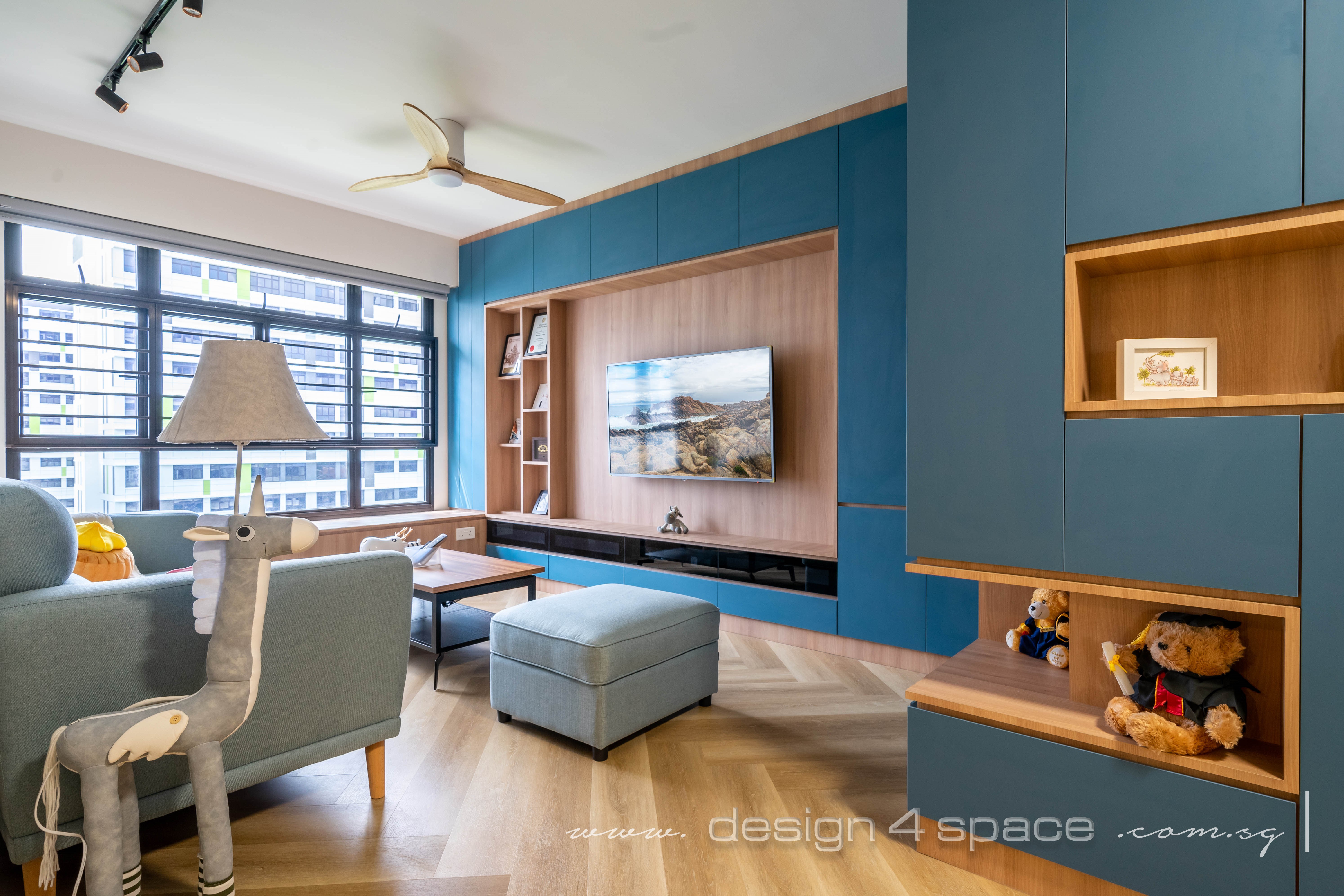 Contemporary, Modern Design - Living Room - HDB 4 Room - Design by Design 4 Space Pte Ltd