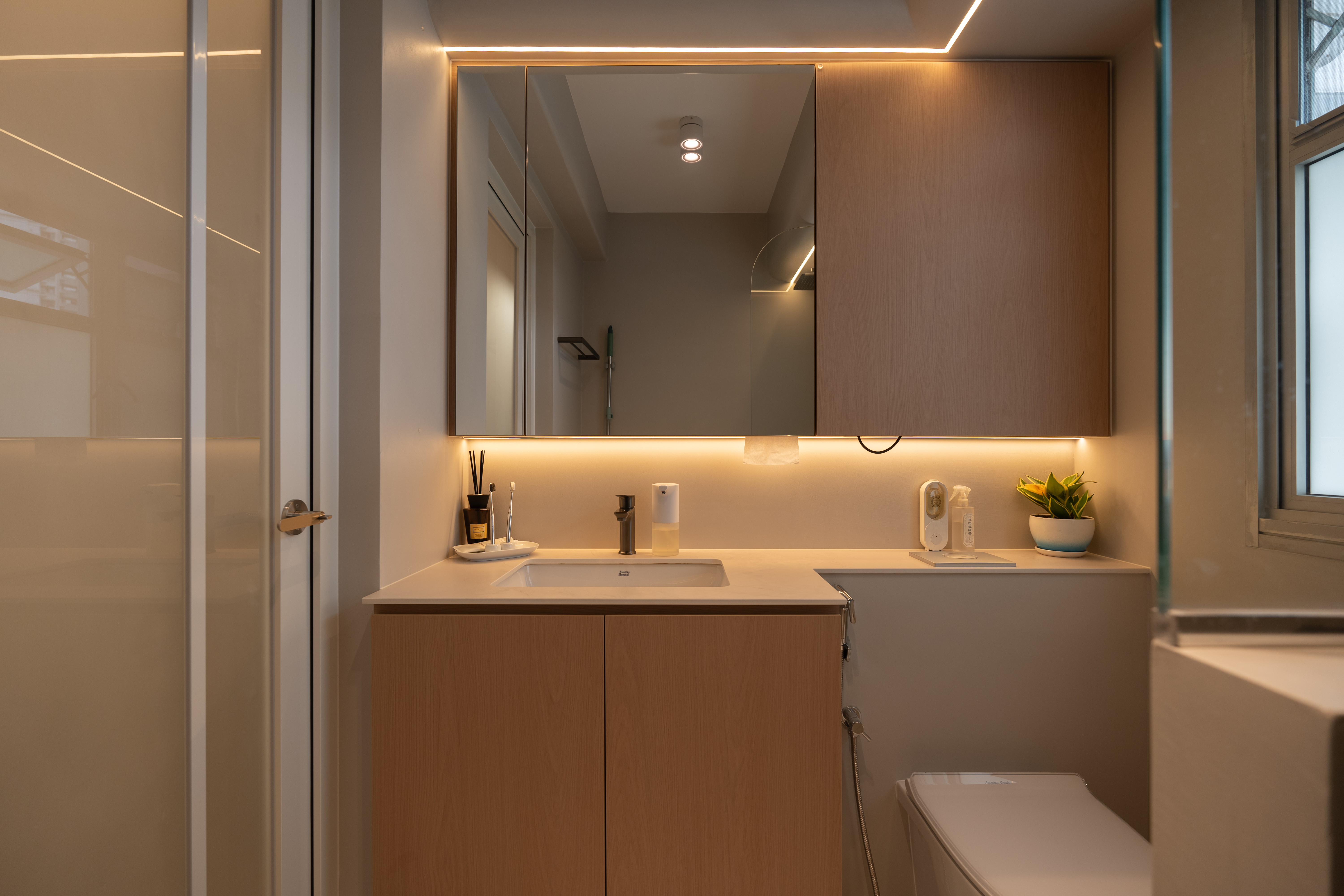 Contemporary Design - Bathroom - HDB 4 Room - Design by Design 4 Space Pte Ltd