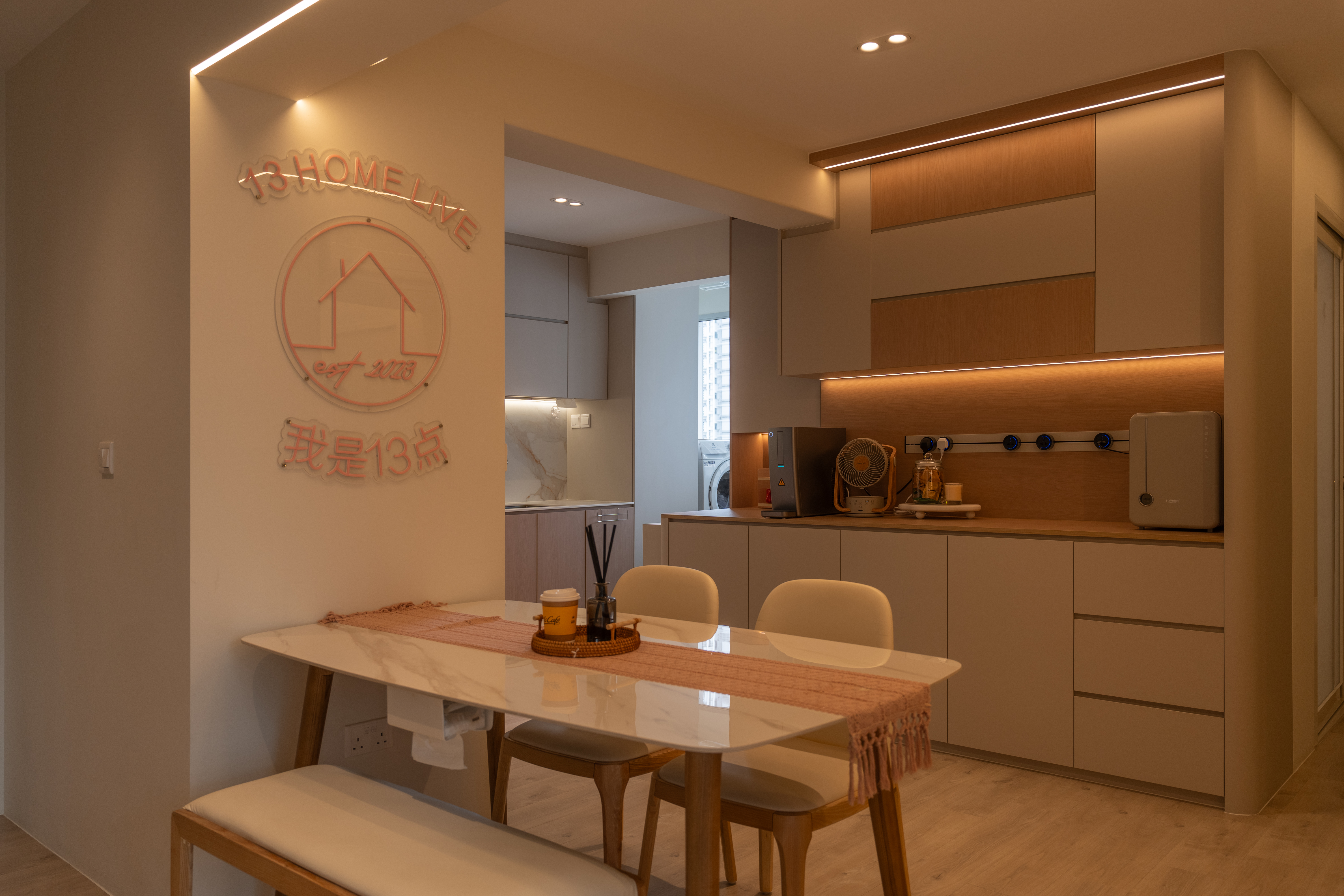 Contemporary Design - Kitchen - HDB 4 Room - Design by Design 4 Space Pte Ltd