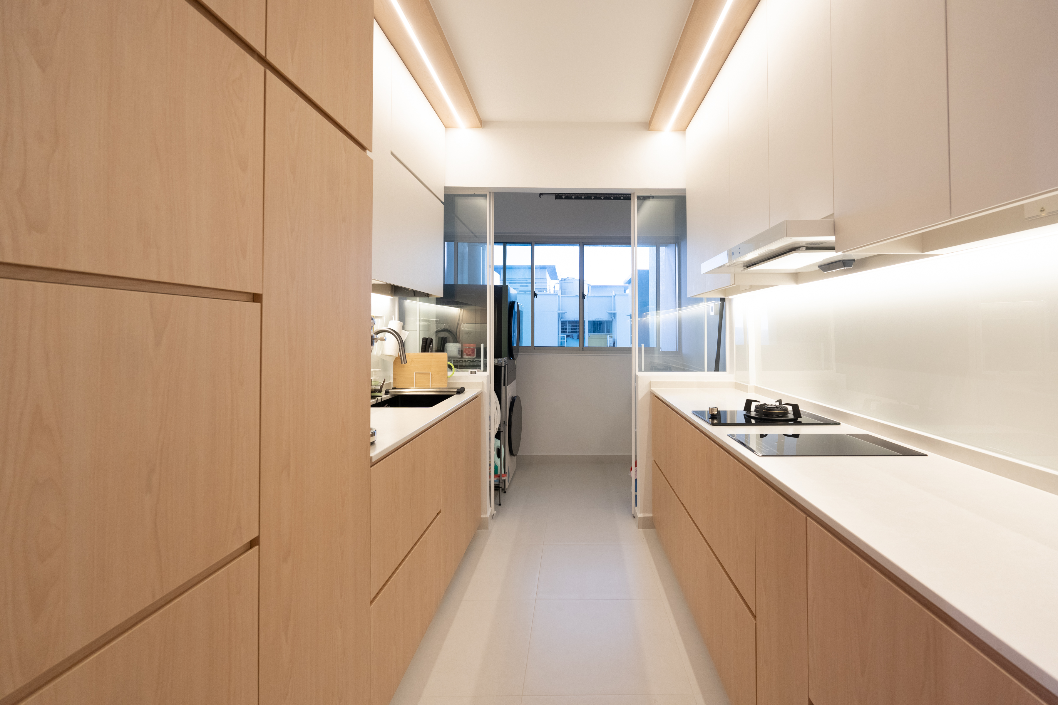 Contemporary, Minimalist Design - Kitchen - HDB 4 Room - Design by Design 4 Space Pte Ltd