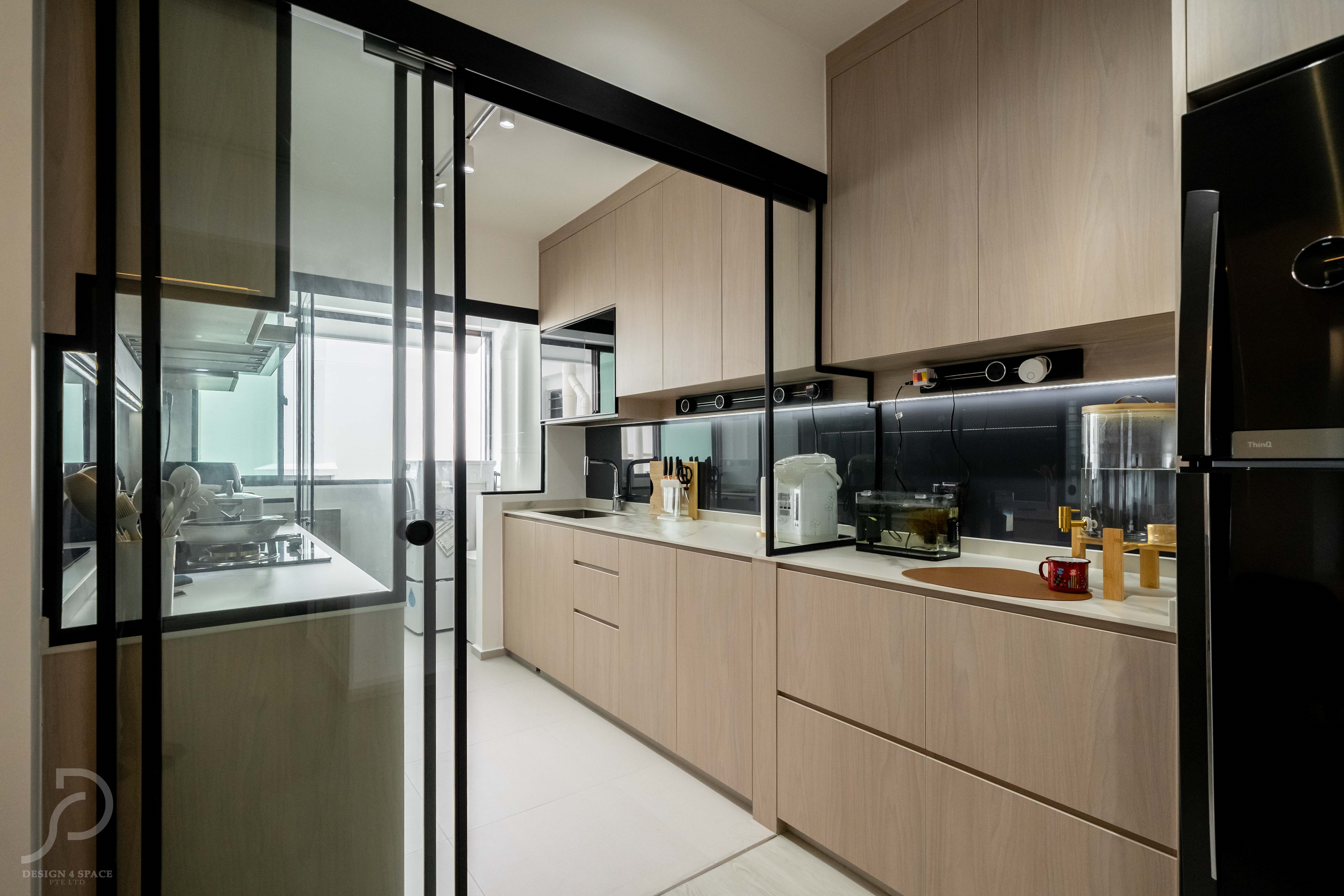 Classical, Contemporary Design - Kitchen - HDB 5 Room - Design by Design 4 Space Pte Ltd