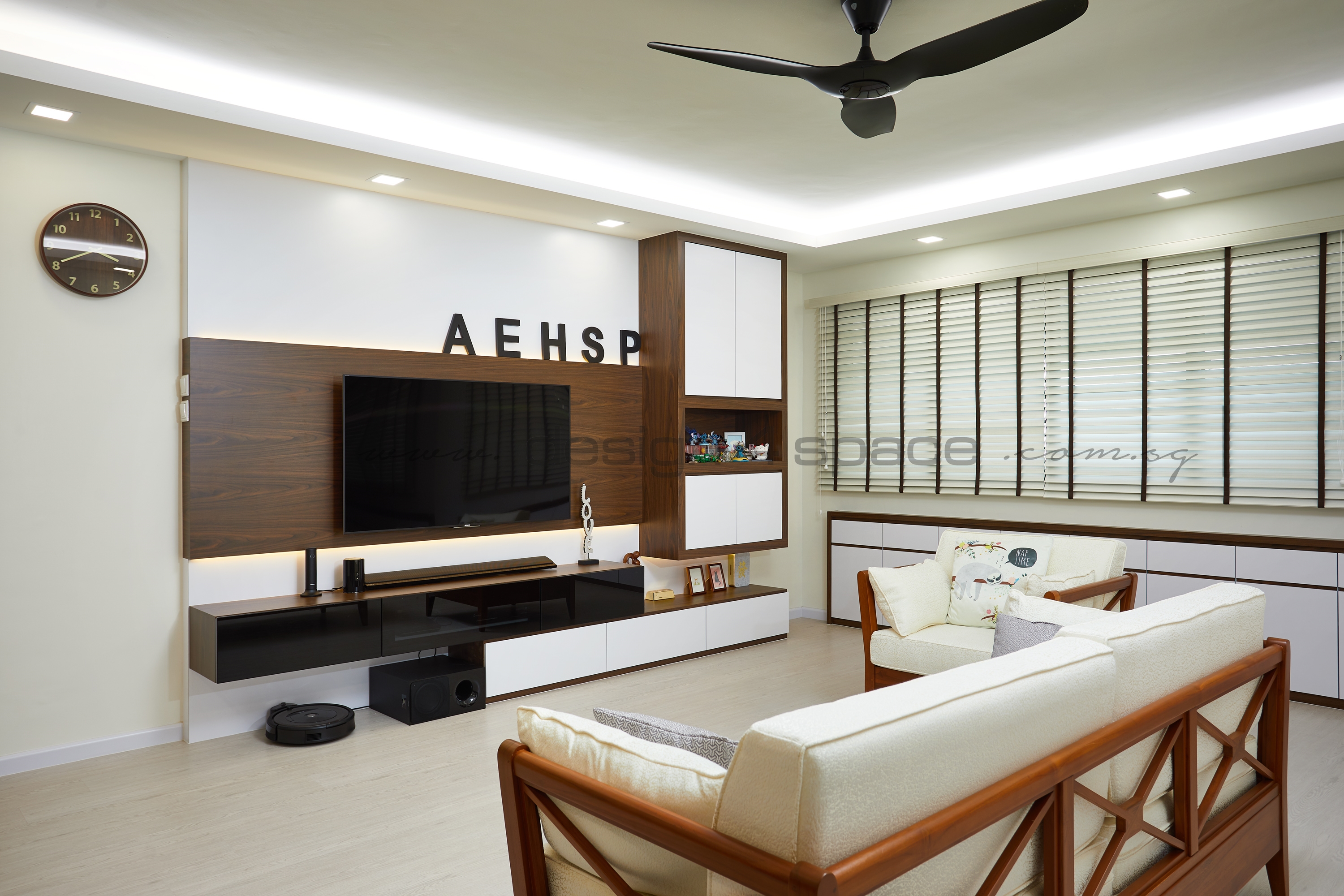 Resort Design - Living Room - HDB 5 Room - Design by Design 4 Space Pte Ltd