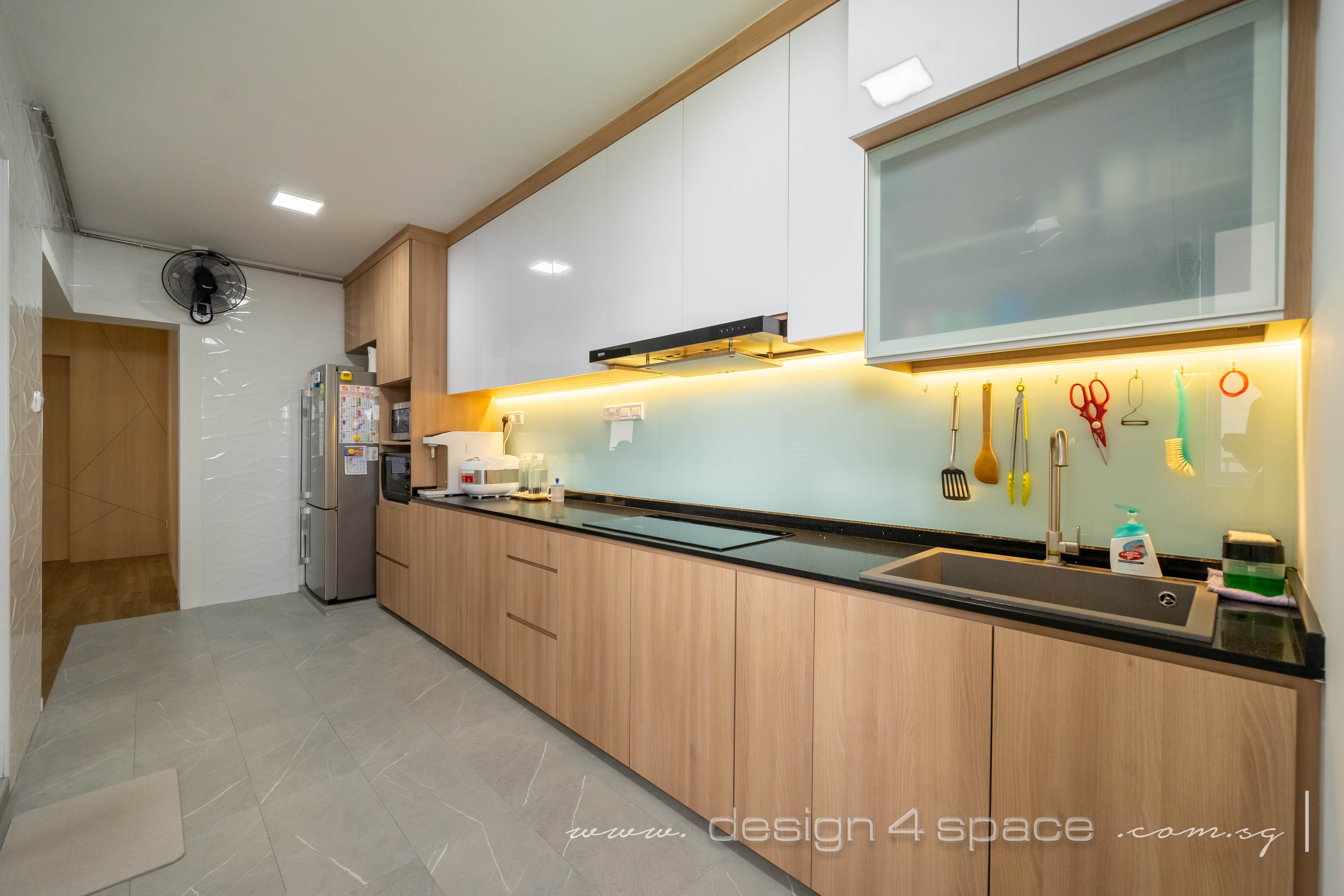 Contemporary, Modern Design - Kitchen - HDB Executive Apartment - Design by Design 4 Space Pte Ltd