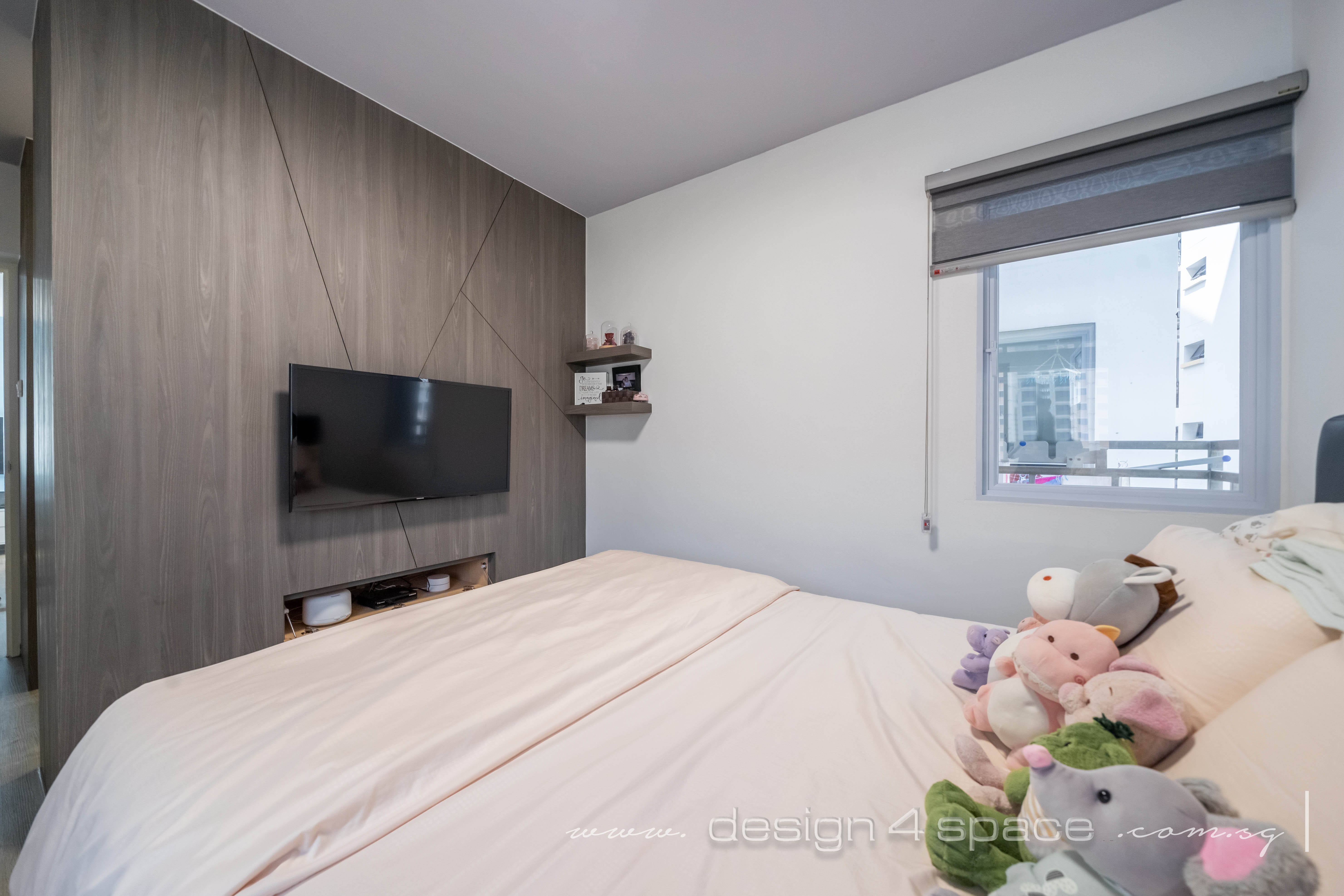 Contemporary, Modern Design - Bedroom - HDB Executive Apartment - Design by Design 4 Space Pte Ltd