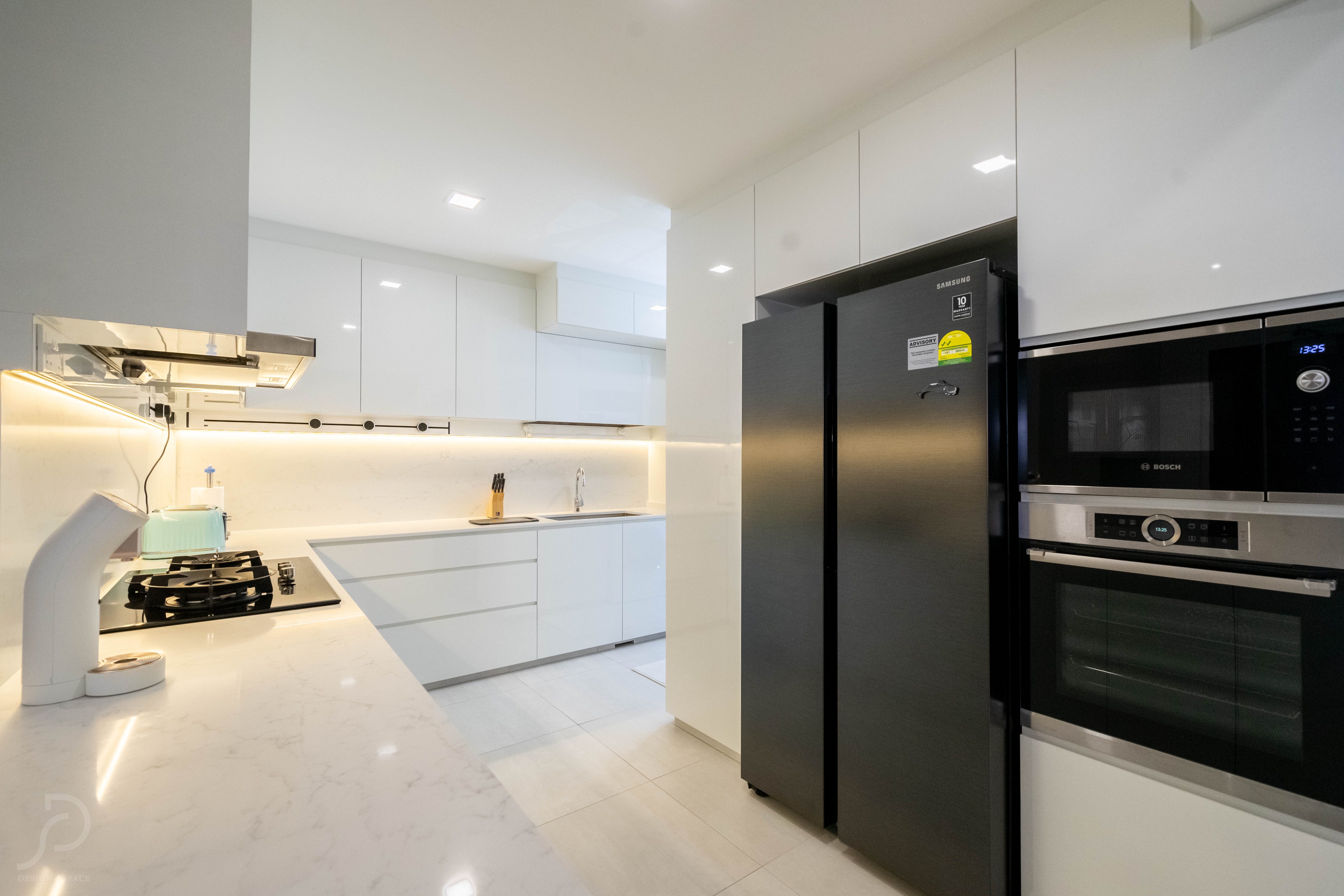 Contemporary Design - Kitchen - Landed House - Design by Design 4 Space Pte Ltd