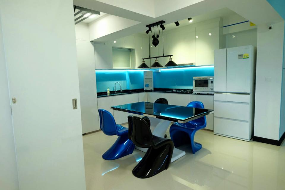 Modern Design - Kitchen - HDB 5 Room - Design by Designers Inc Pte Ltd