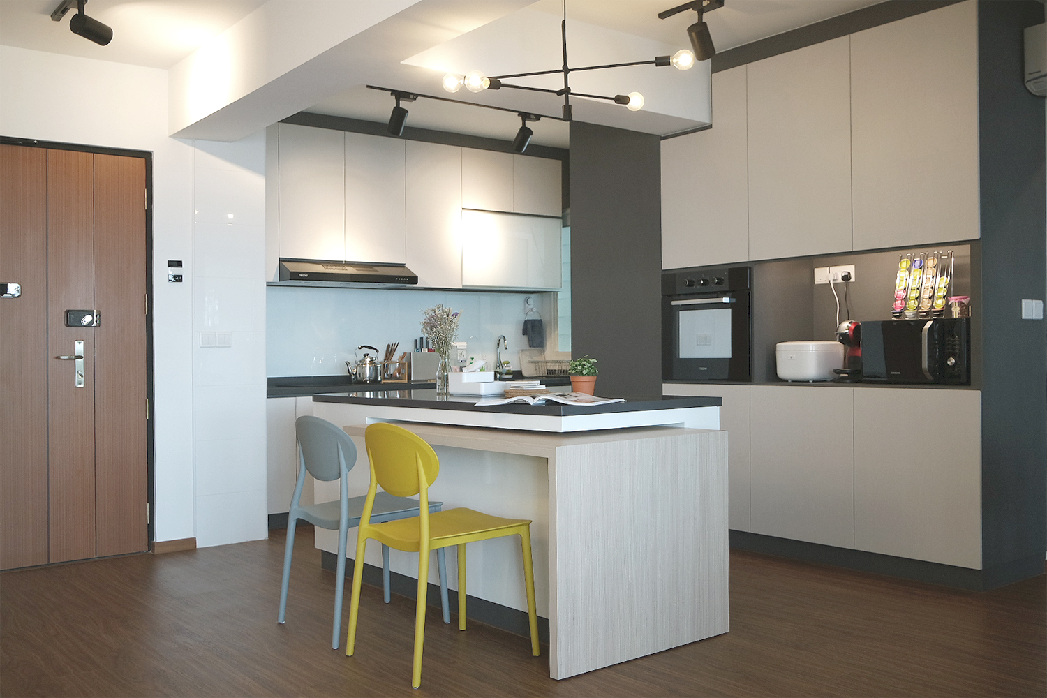 Modern, Scandinavian Design - Dining Room - HDB 4 Room - Design by Designscale Pte Ltd