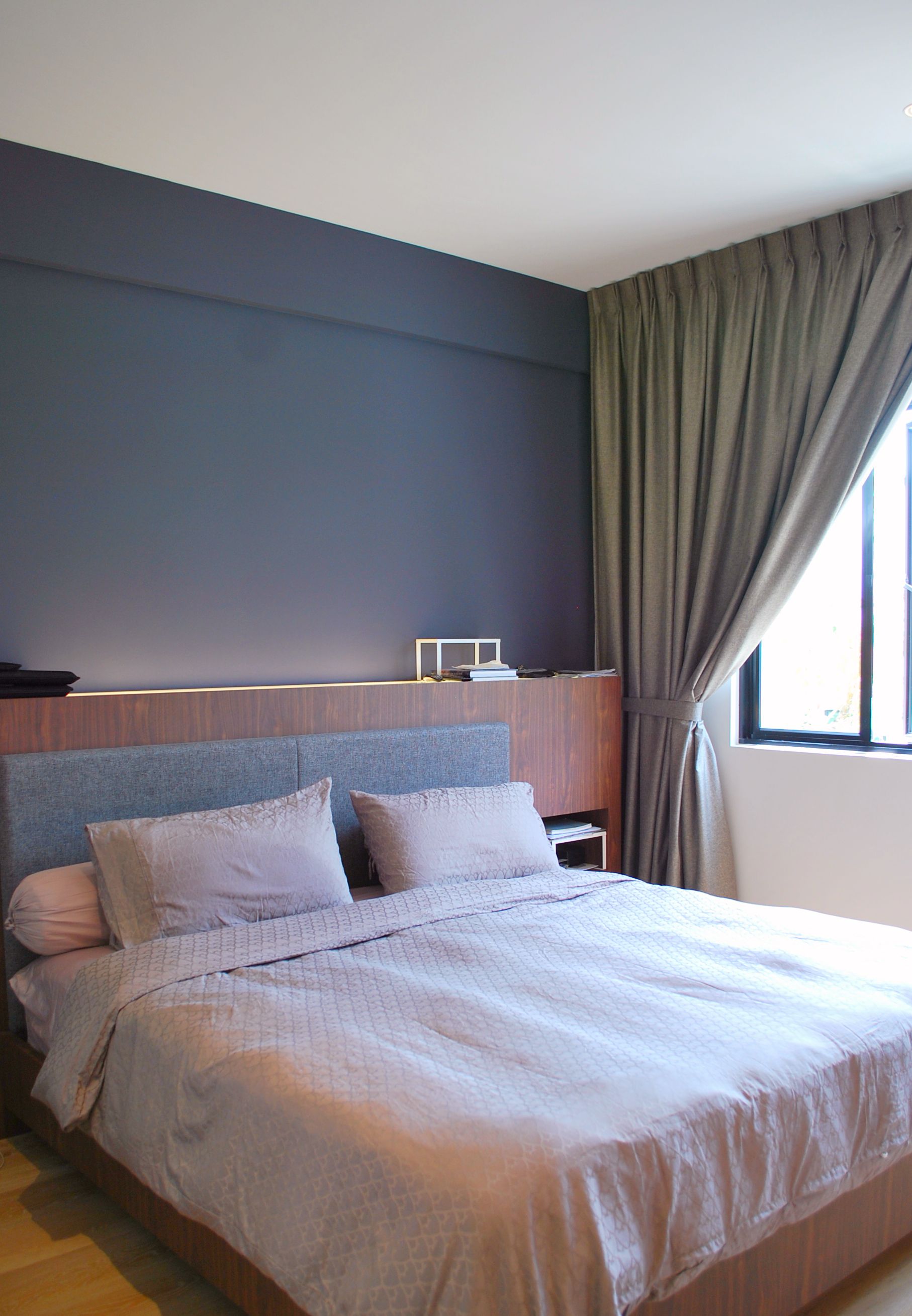 Contemporary, Modern Design - Bedroom - Condominium - Design by Designscale Pte Ltd