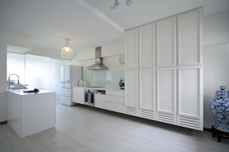 Modern Design - Kitchen - HDB Executive Apartment - Design by Distinctidentity Pte Ltd