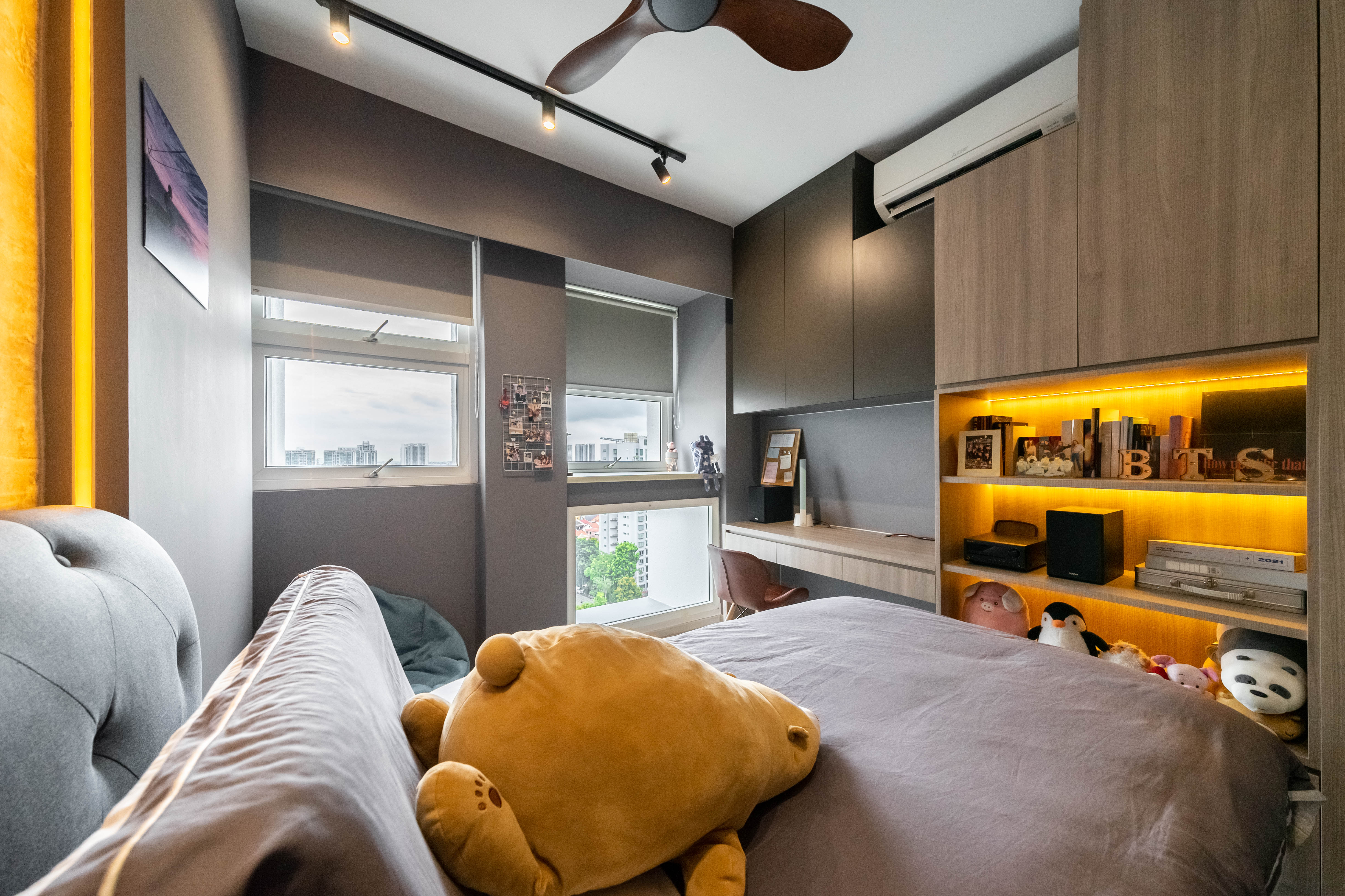 Contemporary, Minimalist Design - Bedroom - Condominium - Design by Dots n Tots Interior Pte Ltd