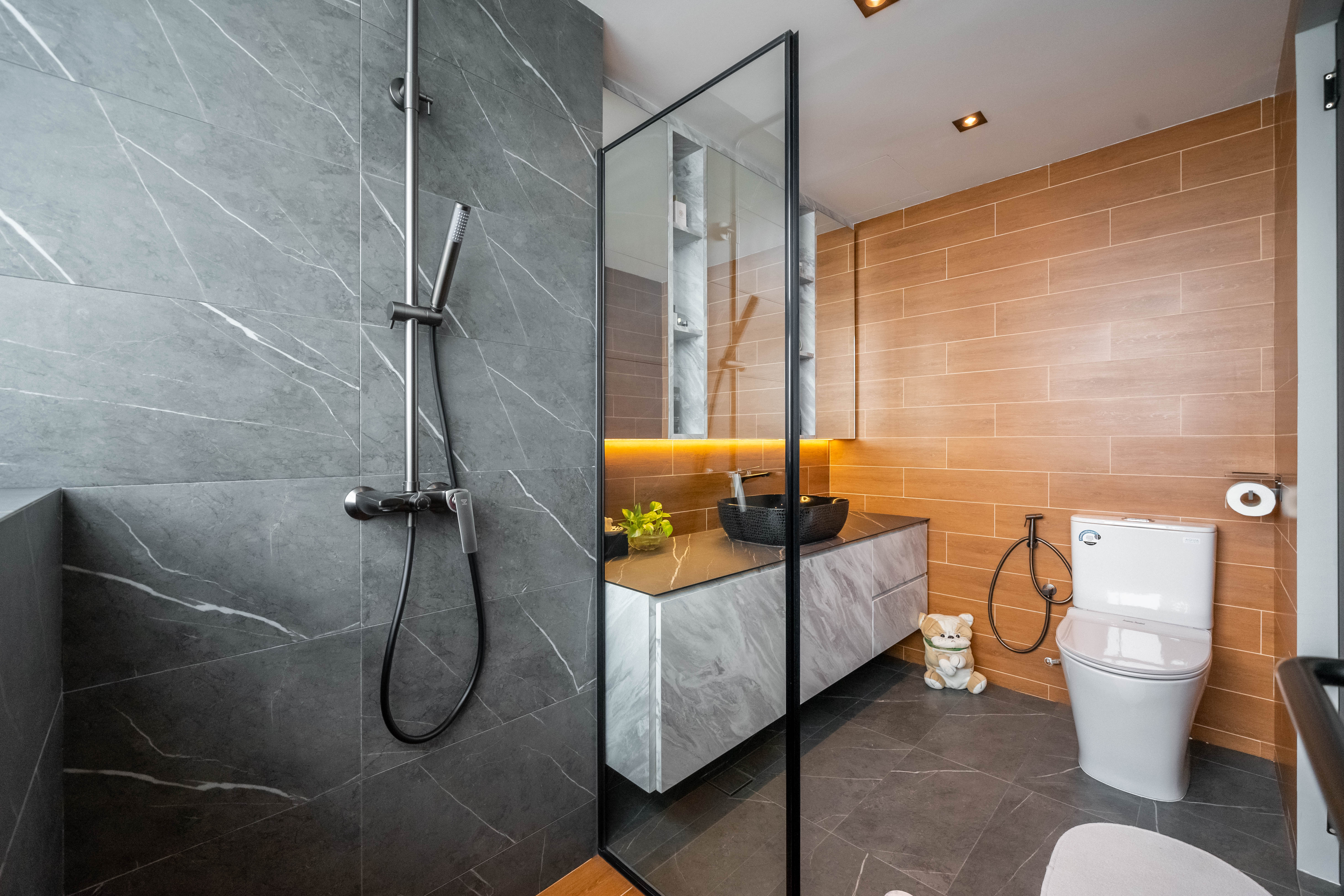 Contemporary, Minimalist Design - Bathroom - Condominium - Design by Dots n Tots Interior Pte Ltd