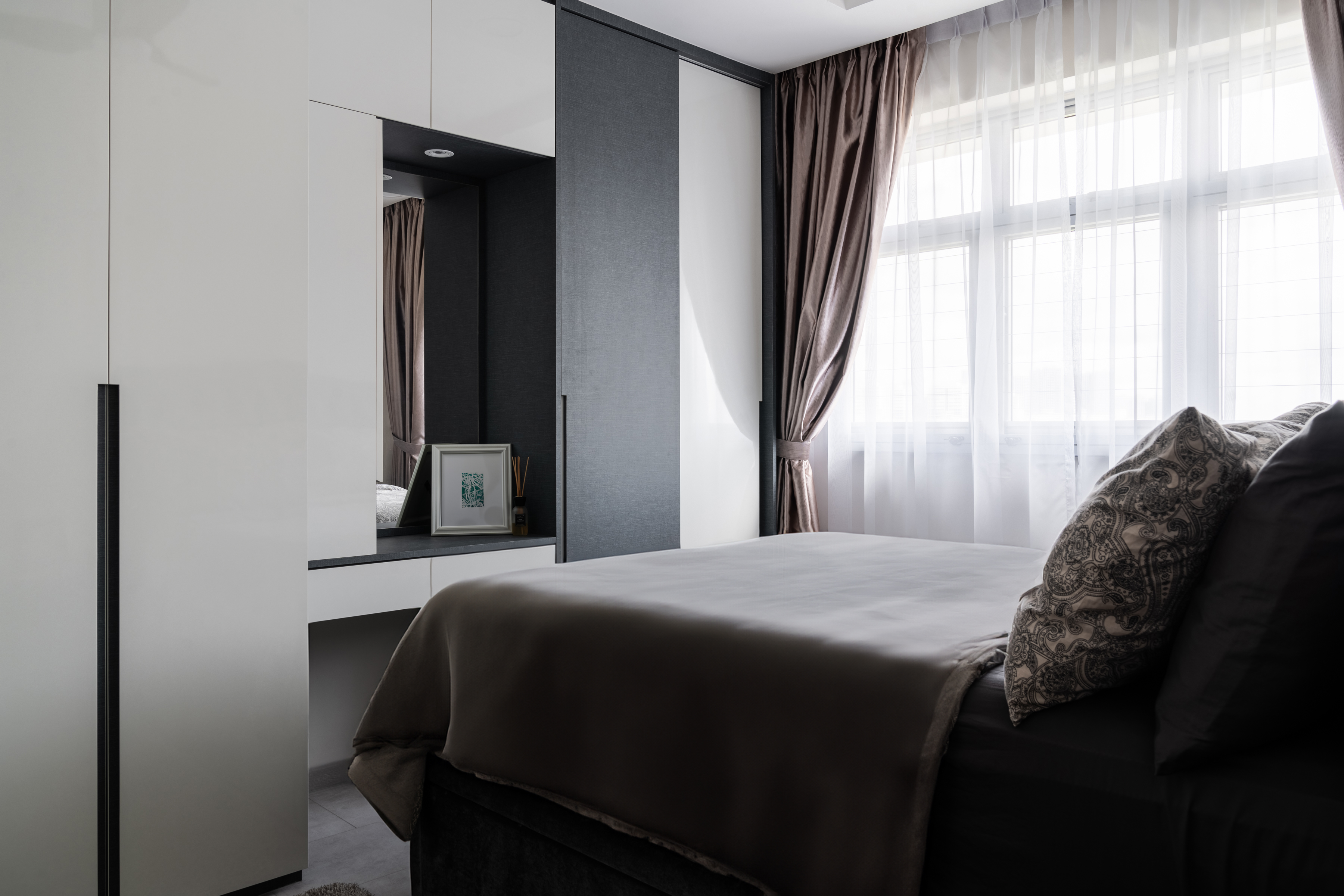 Contemporary, Modern Design - Bedroom - HDB 4 Room - Design by Dots n Tots Interior Pte Ltd