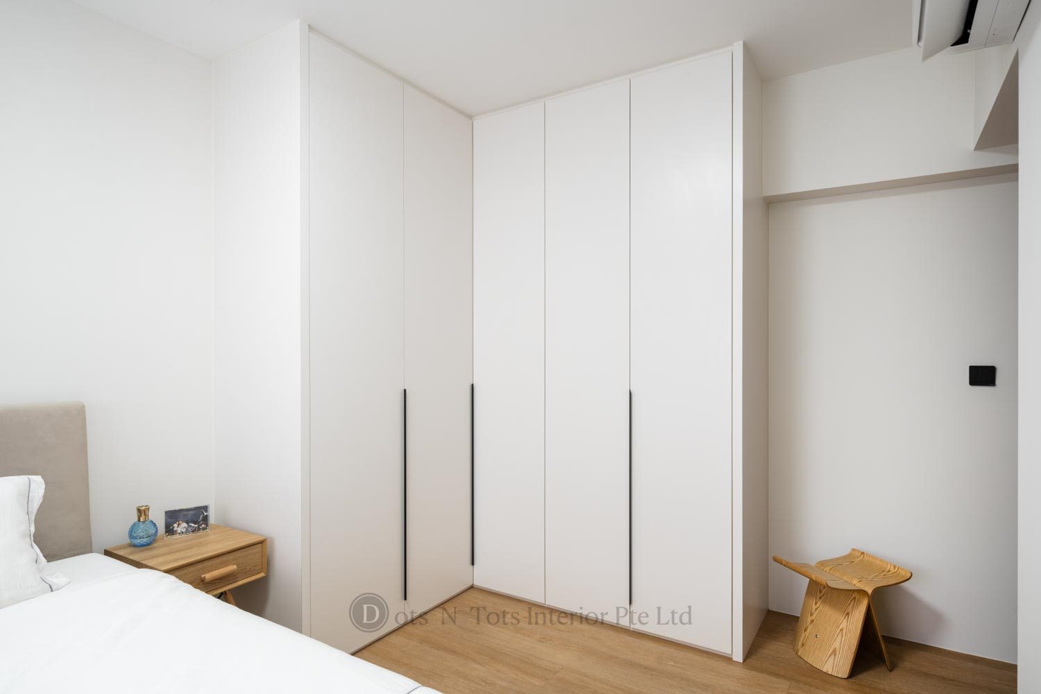 Contemporary, Minimalist, Modern Design - Bedroom - HDB 4 Room - Design by Dots n Tots Interior Pte Ltd