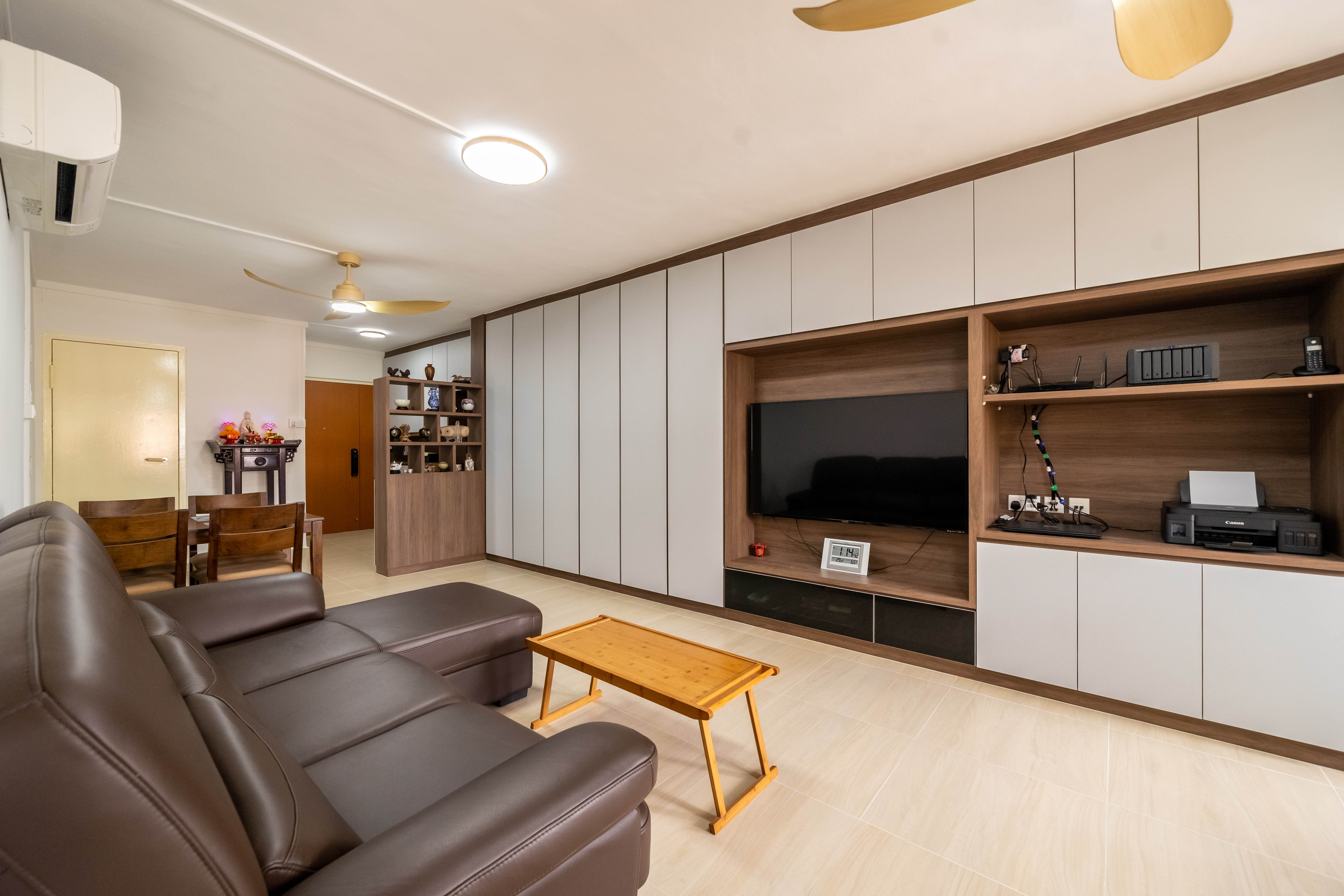 Contemporary Design - Living Room - HDB 4 Room - Design by Dots n Tots Interior Pte Ltd