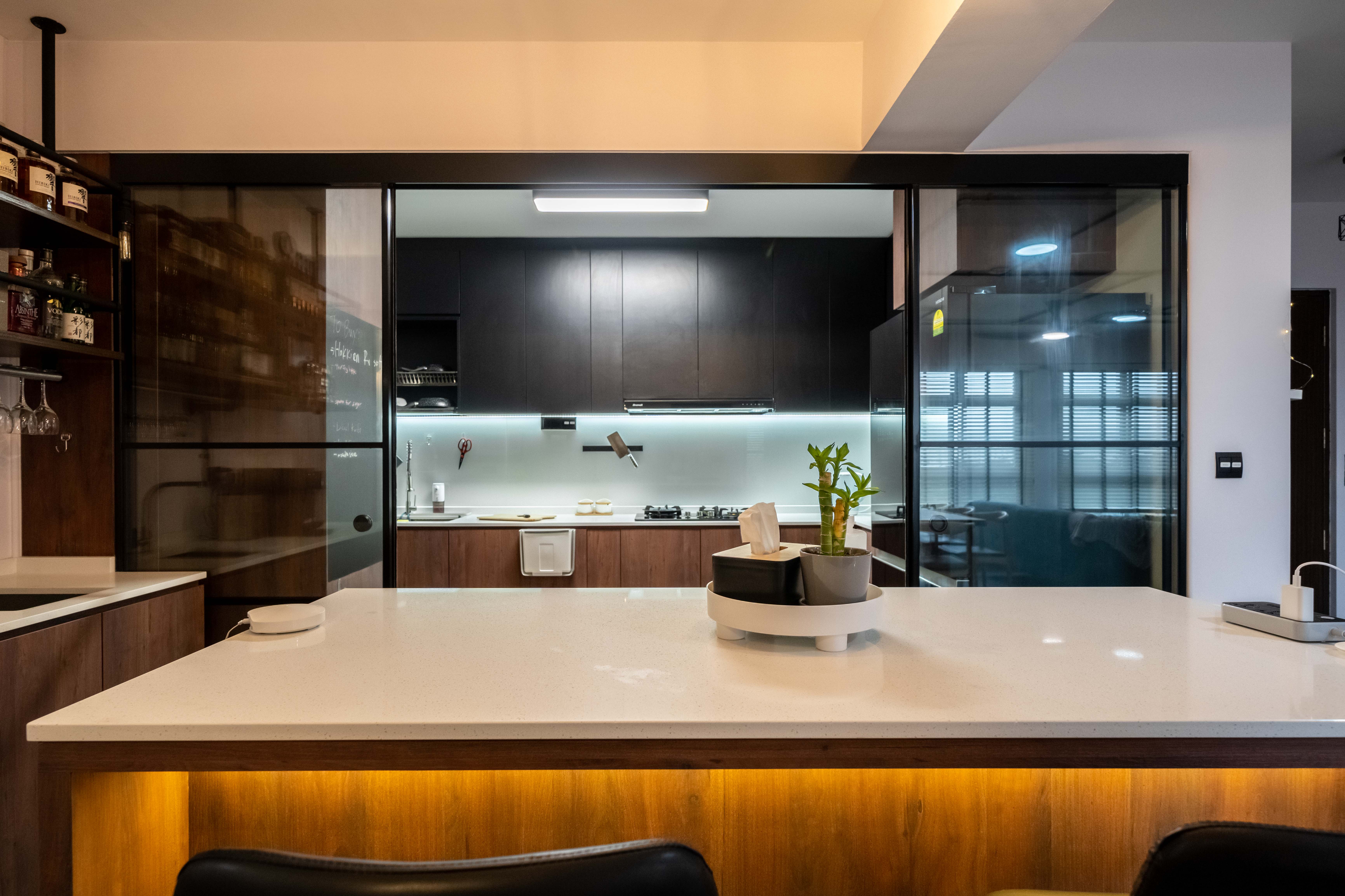 Modern Design - Kitchen - HDB 5 Room - Design by Dots n Tots Interior Pte Ltd