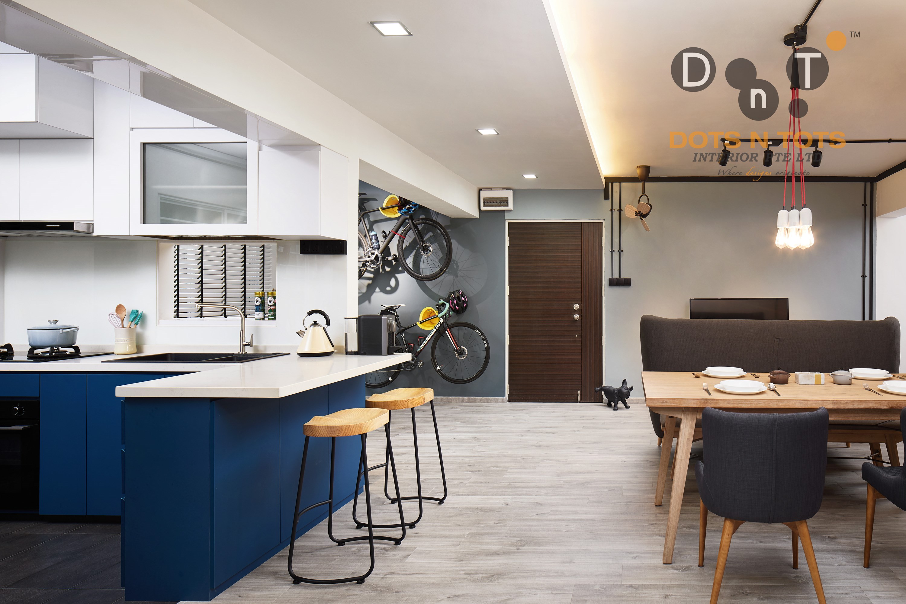 Contemporary, Minimalist Design - Kitchen - HDB 5 Room - Design by Dots n Tots Interior Pte Ltd