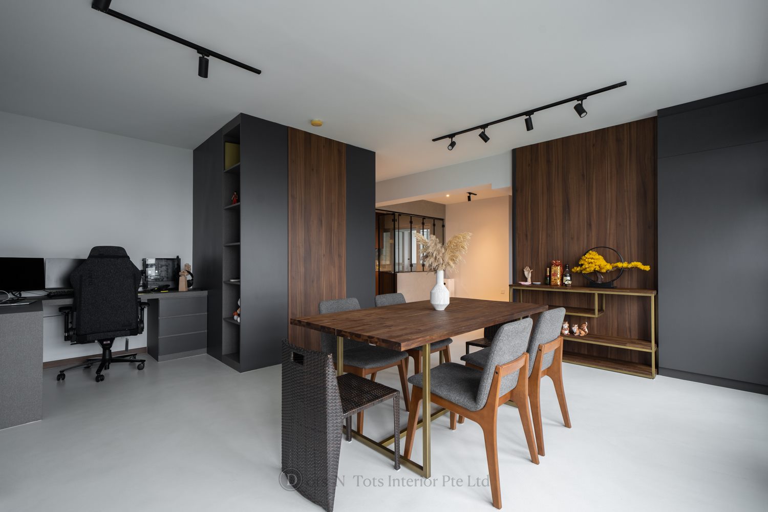 Contemporary, Modern Design - Dining Room - HDB 5 Room - Design by Dots n Tots Interior Pte Ltd