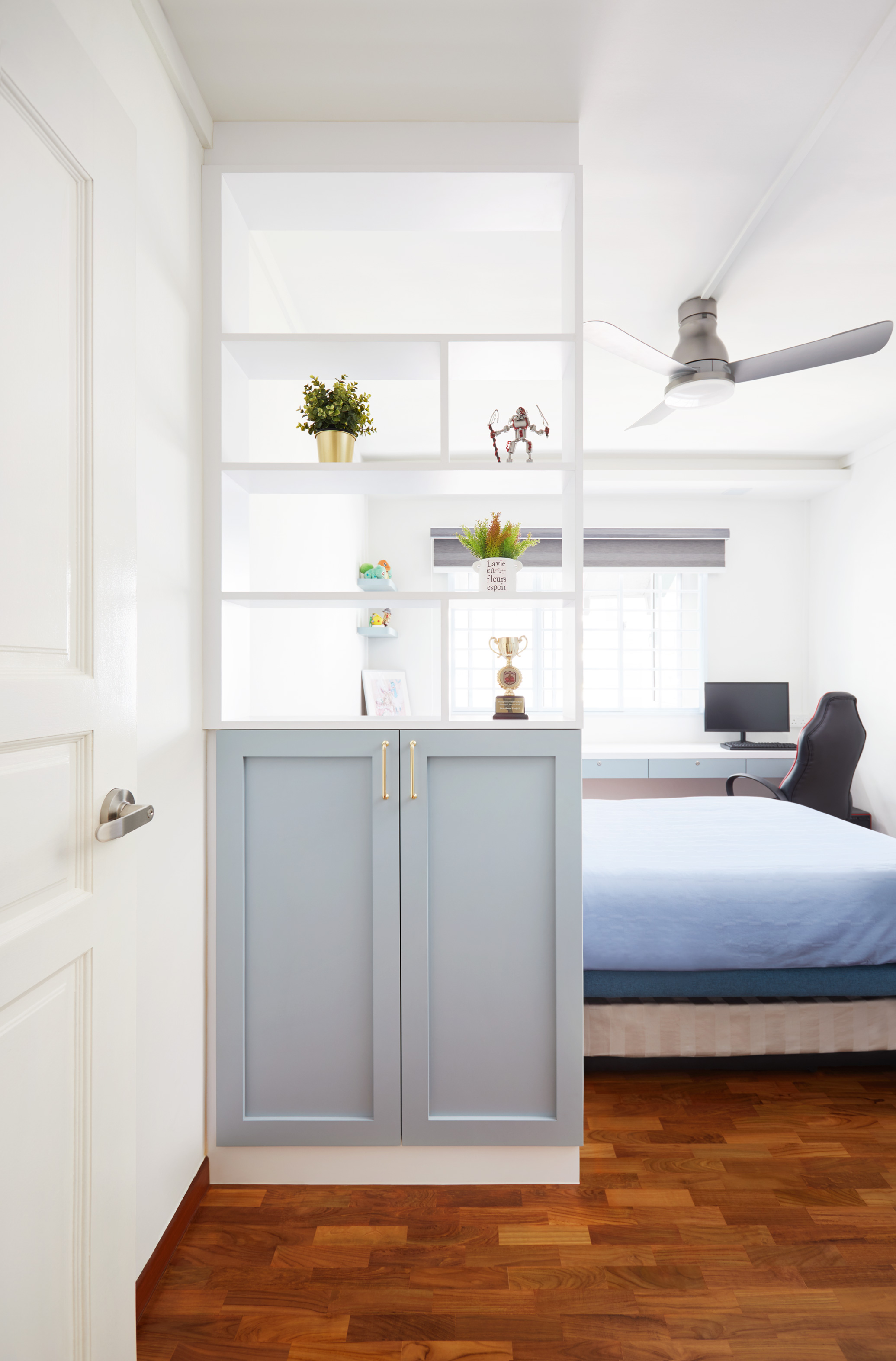 Contemporary, Modern Design - Bedroom - HDB 5 Room - Design by Dots n Tots Interior Pte Ltd