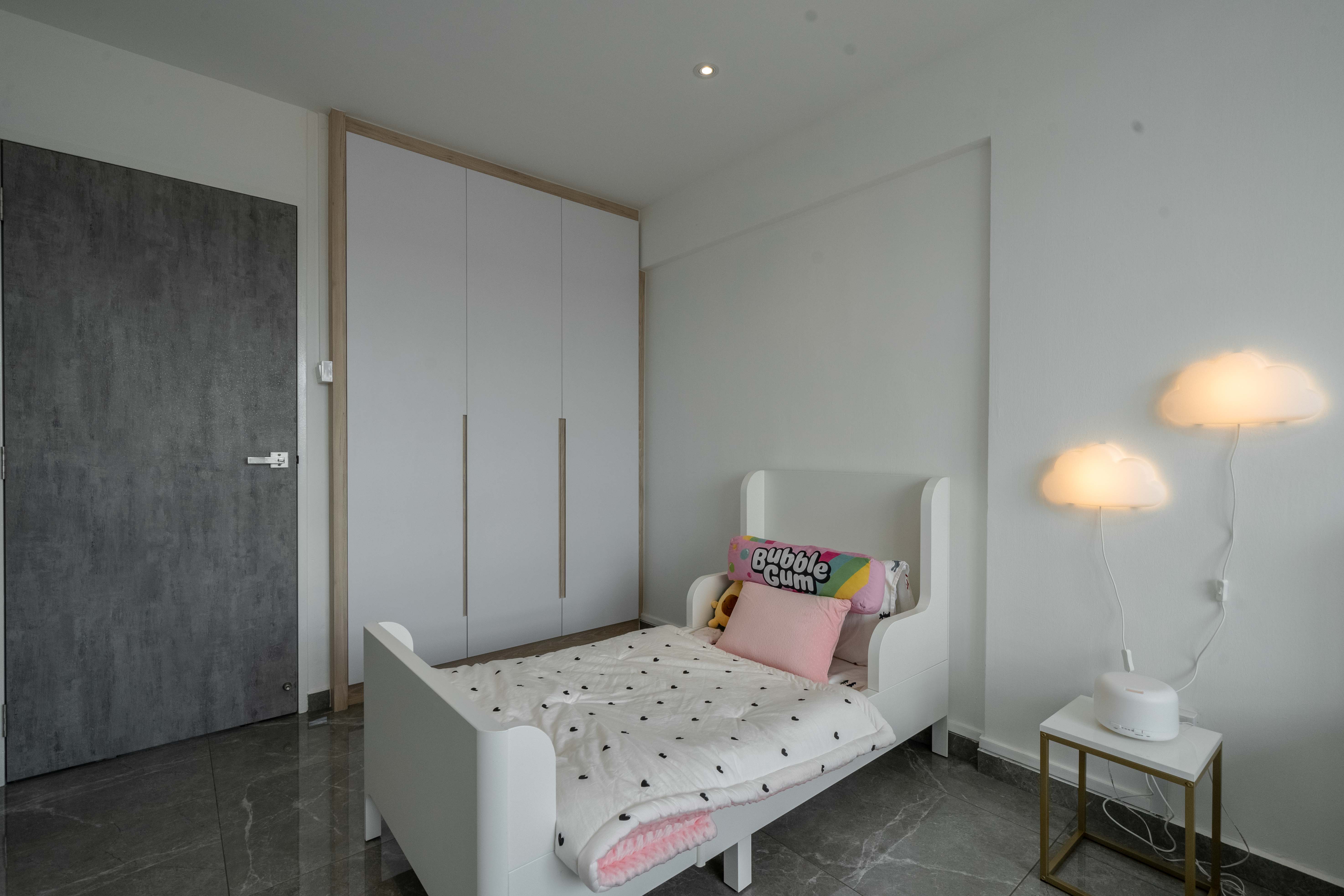 Modern Design - Bedroom - HDB Executive Apartment - Design by Dots n Tots Interior Pte Ltd