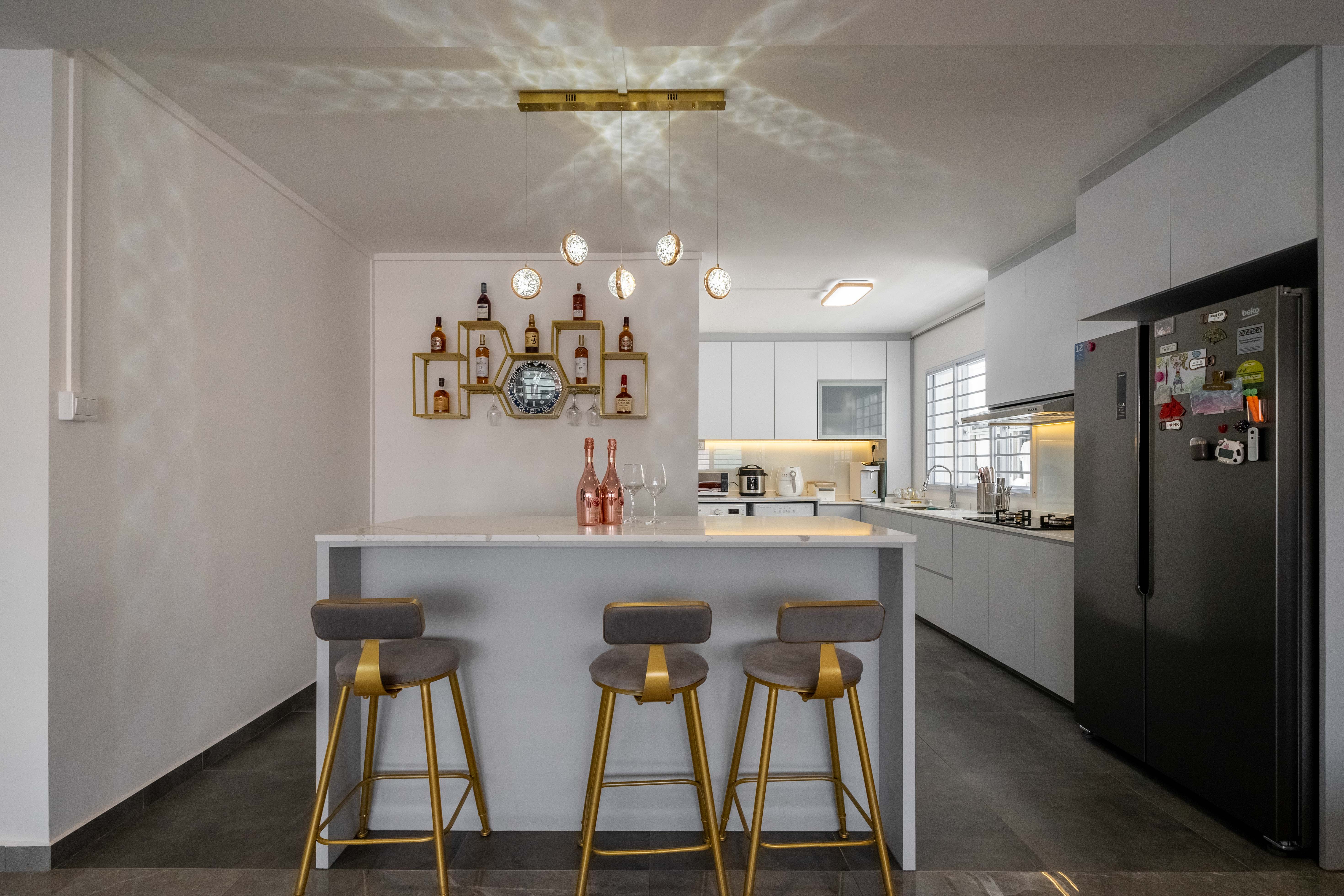 Modern Design - Kitchen - HDB Executive Apartment - Design by Dots n Tots Interior Pte Ltd