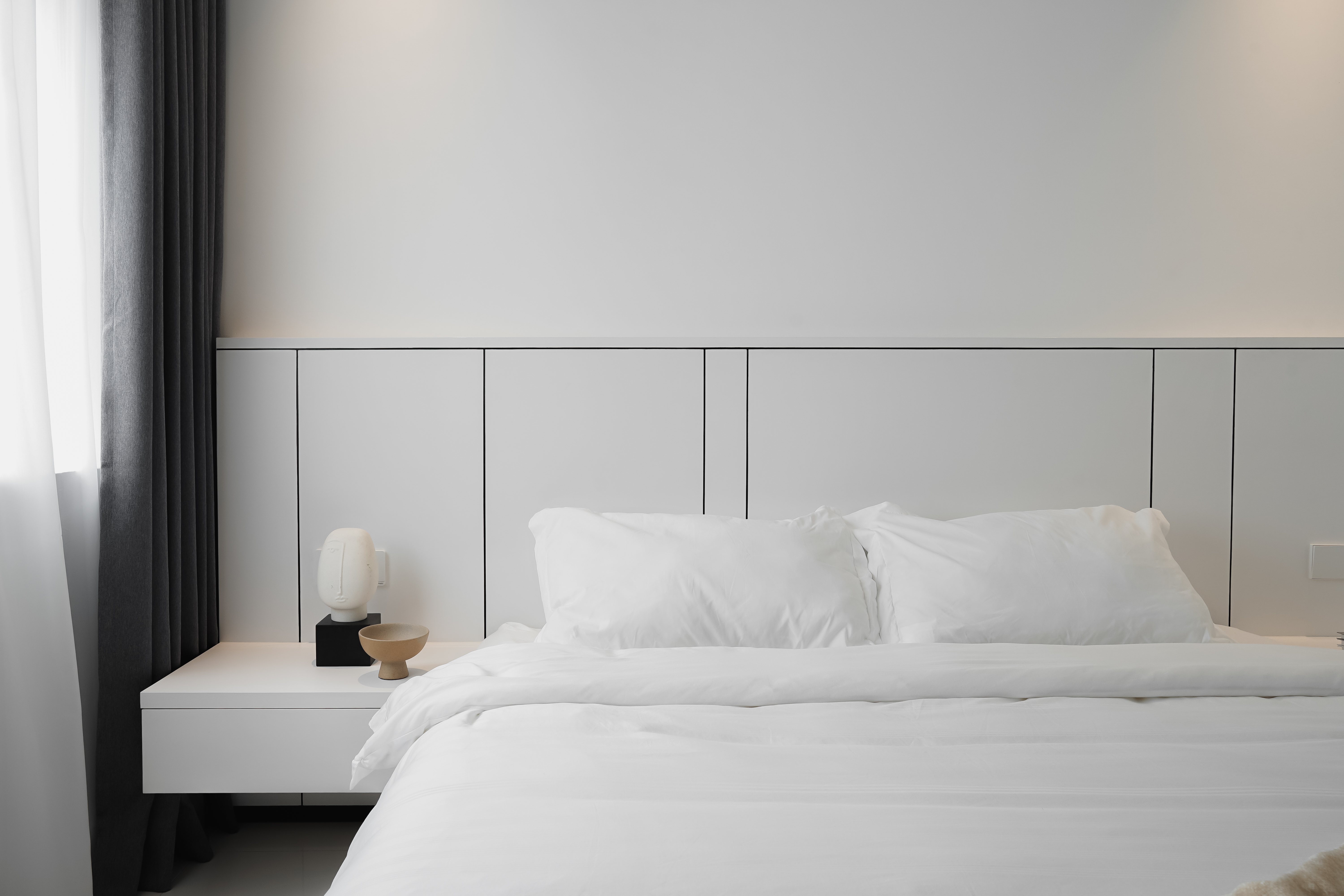 Minimalist Design - Bedroom - Condominium - Design by Doubble Interior Associates Singapore