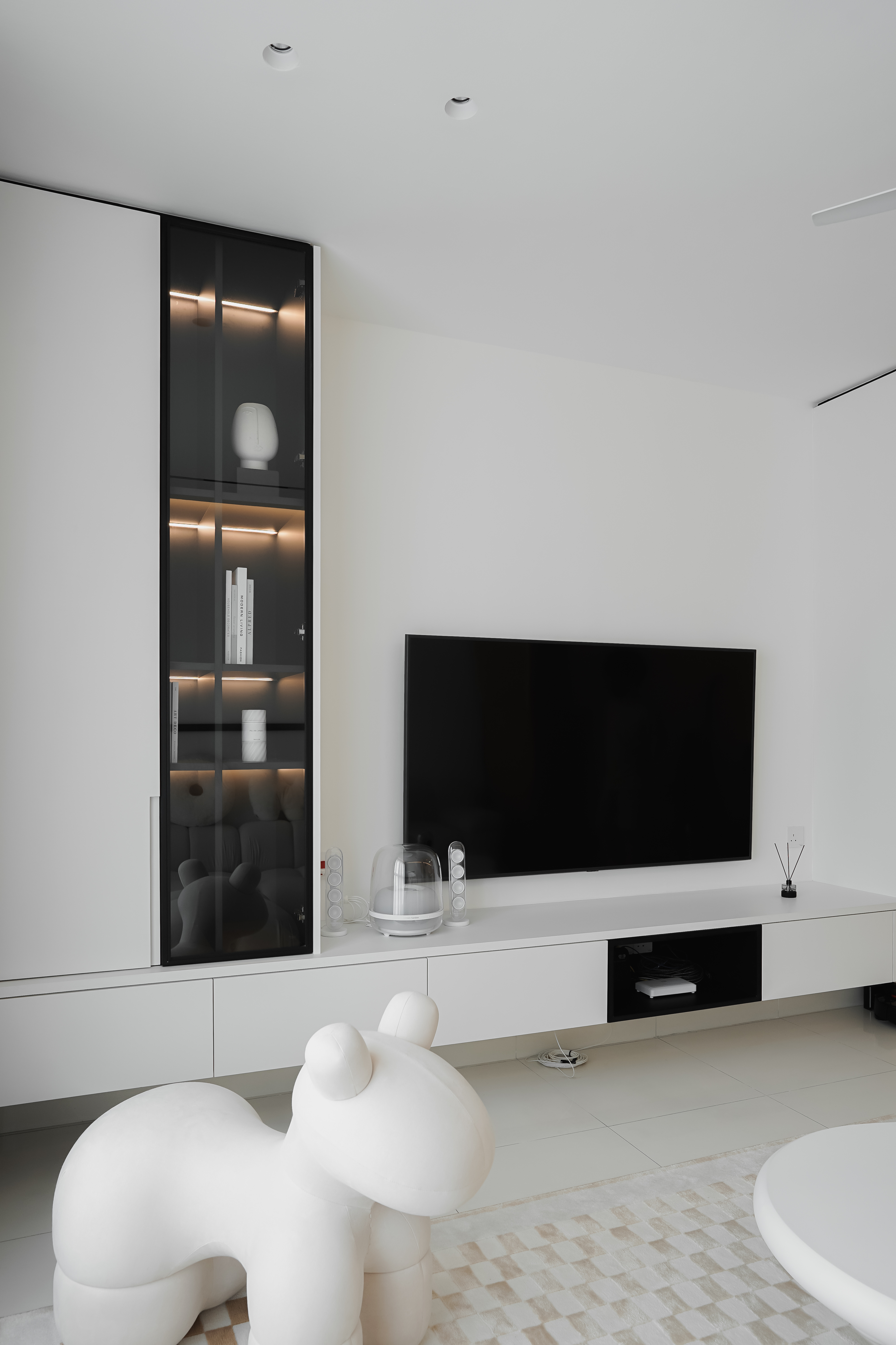 Minimalist Design - Living Room - Condominium - Design by Doubble Interior Associates Singapore