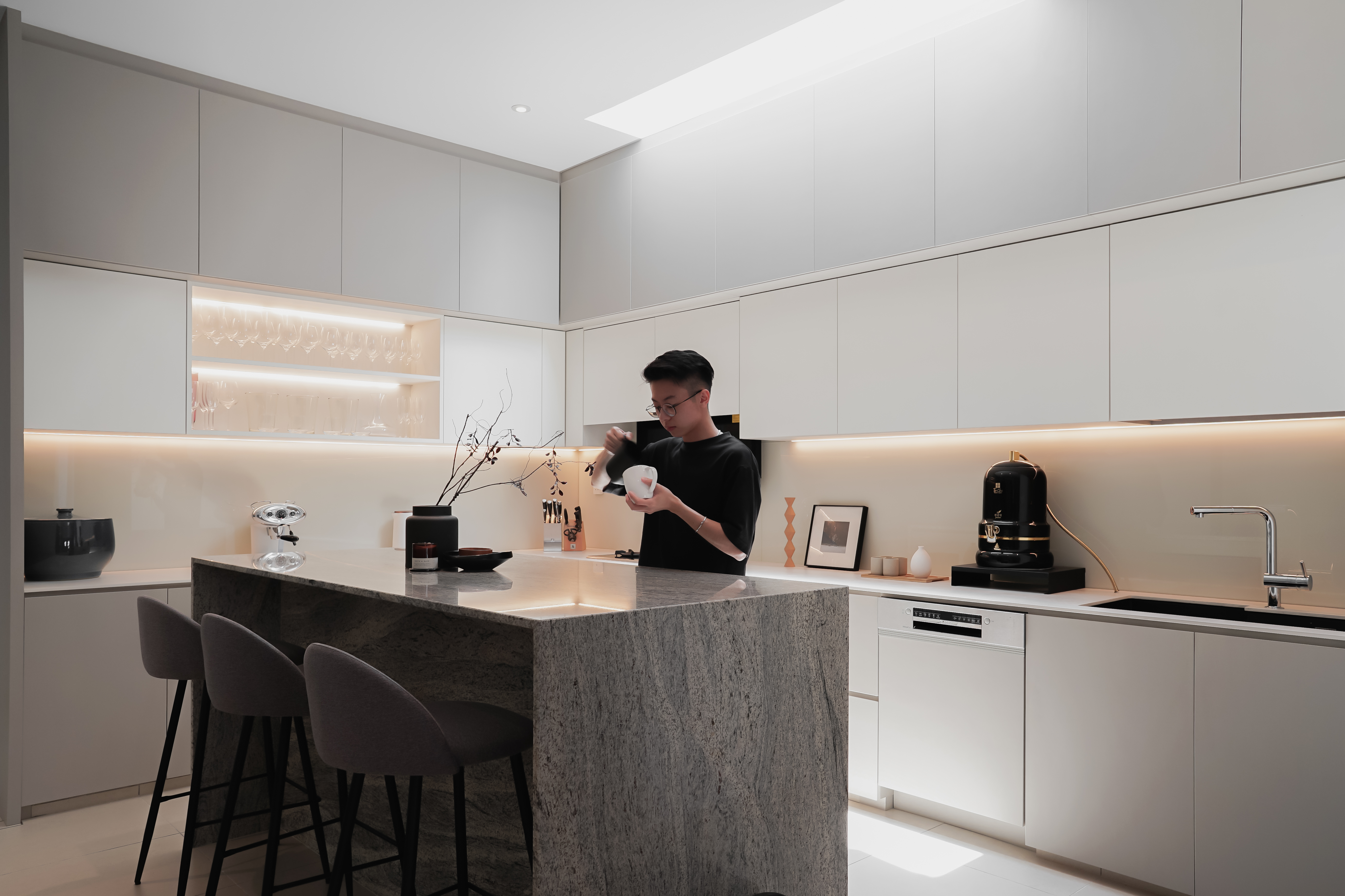 Contemporary, Modern Design - Kitchen - Landed House - Design by Doubble Interior Associates Singapore